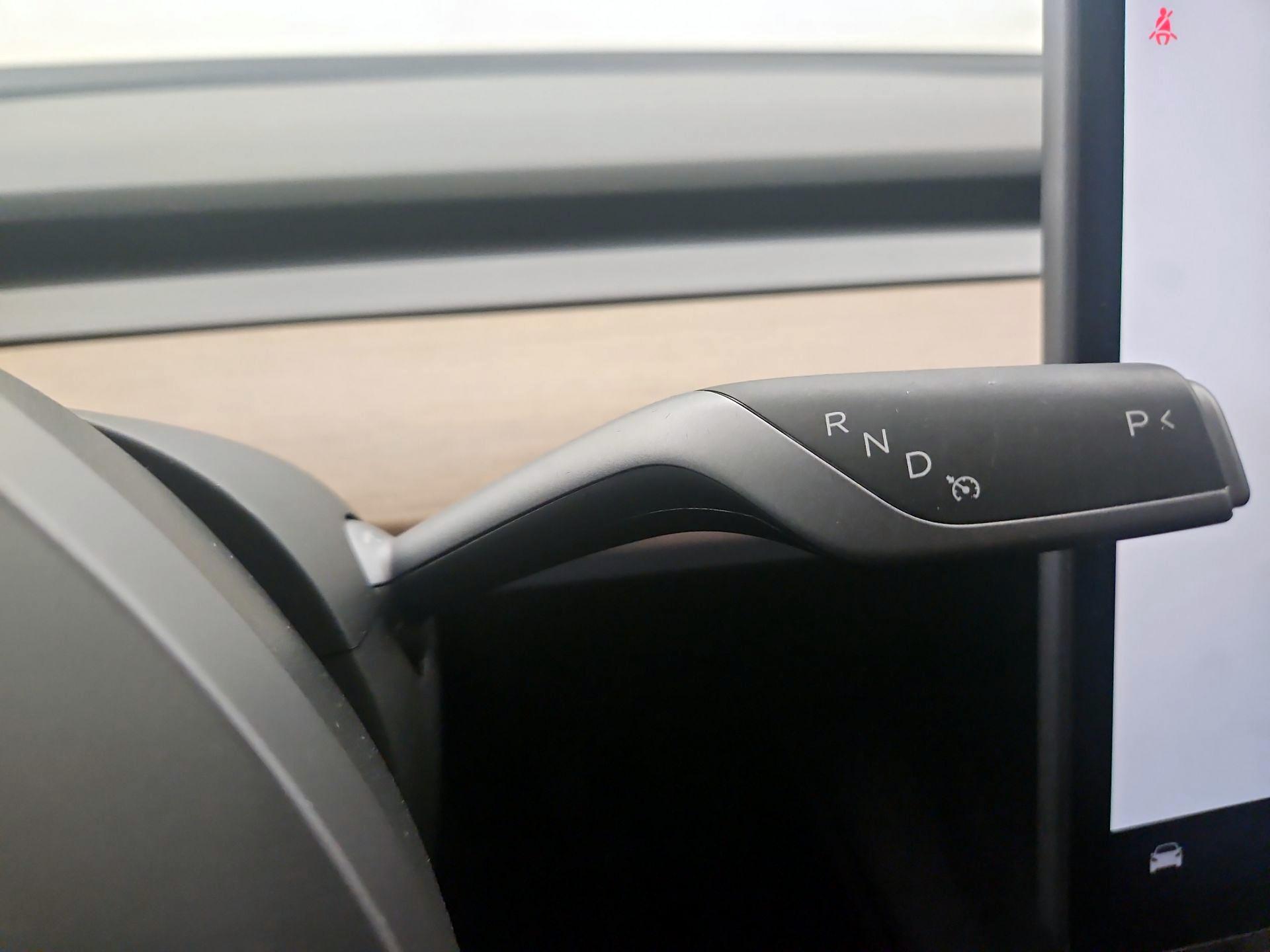 Thumbnail: 2023 Tesla Model 3 - 17