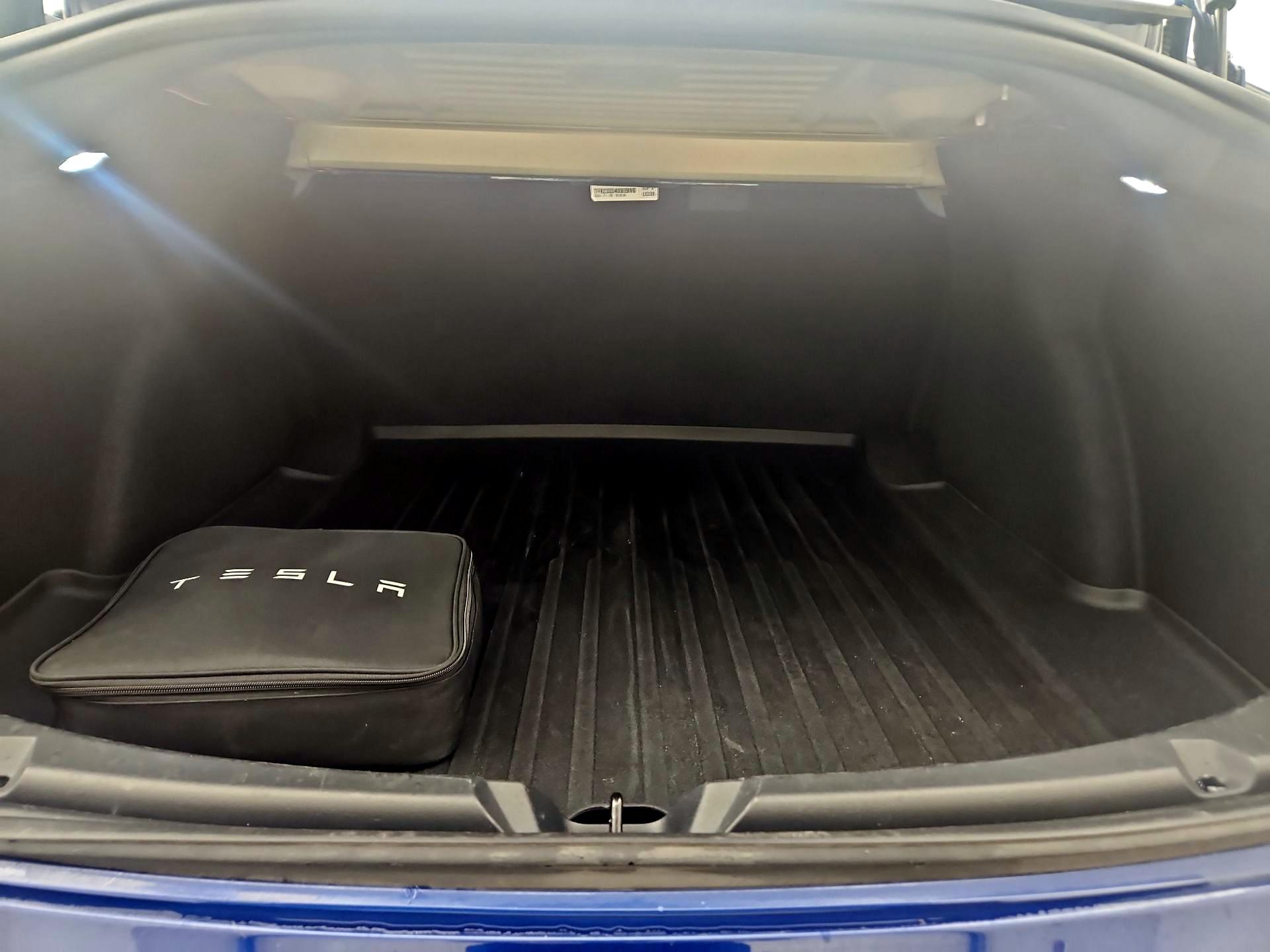 Thumbnail: 2023 Tesla Model 3 - 20