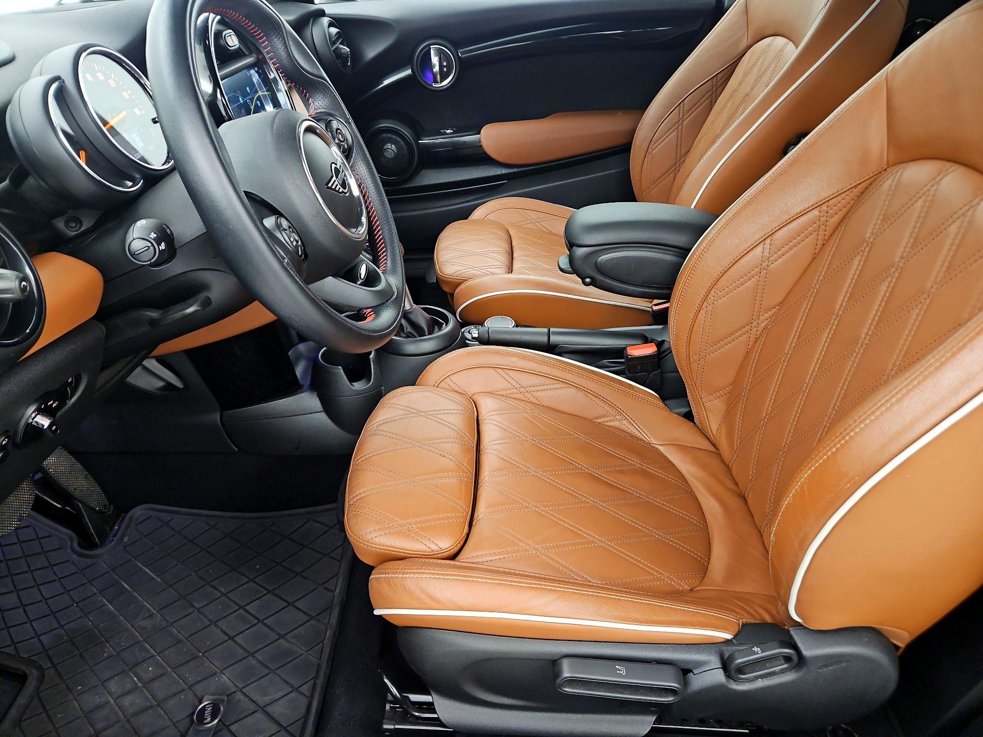 Thumbnail: 2019 MINI Cooper - 11