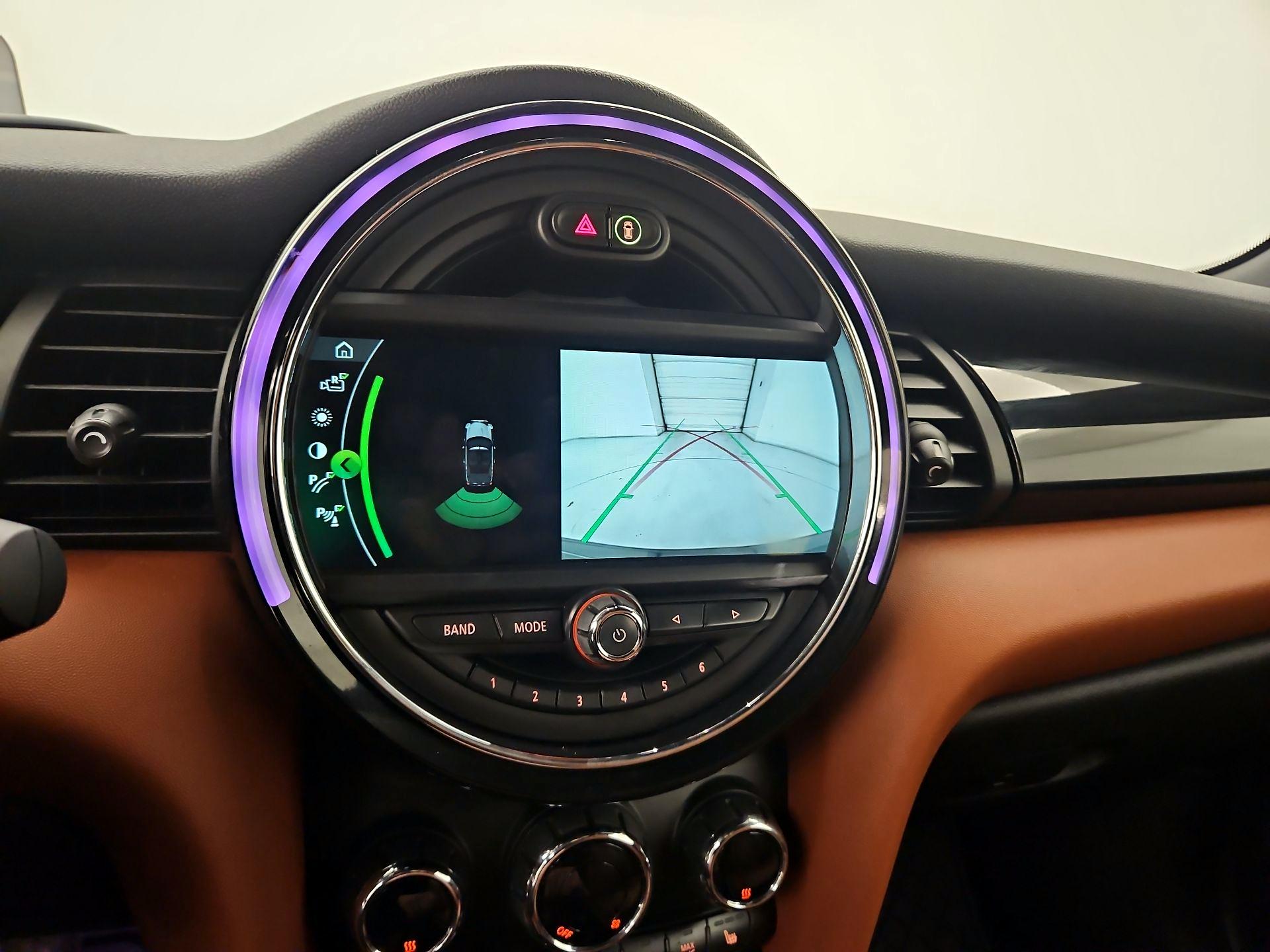 Thumbnail: 2019 MINI Cooper - 15