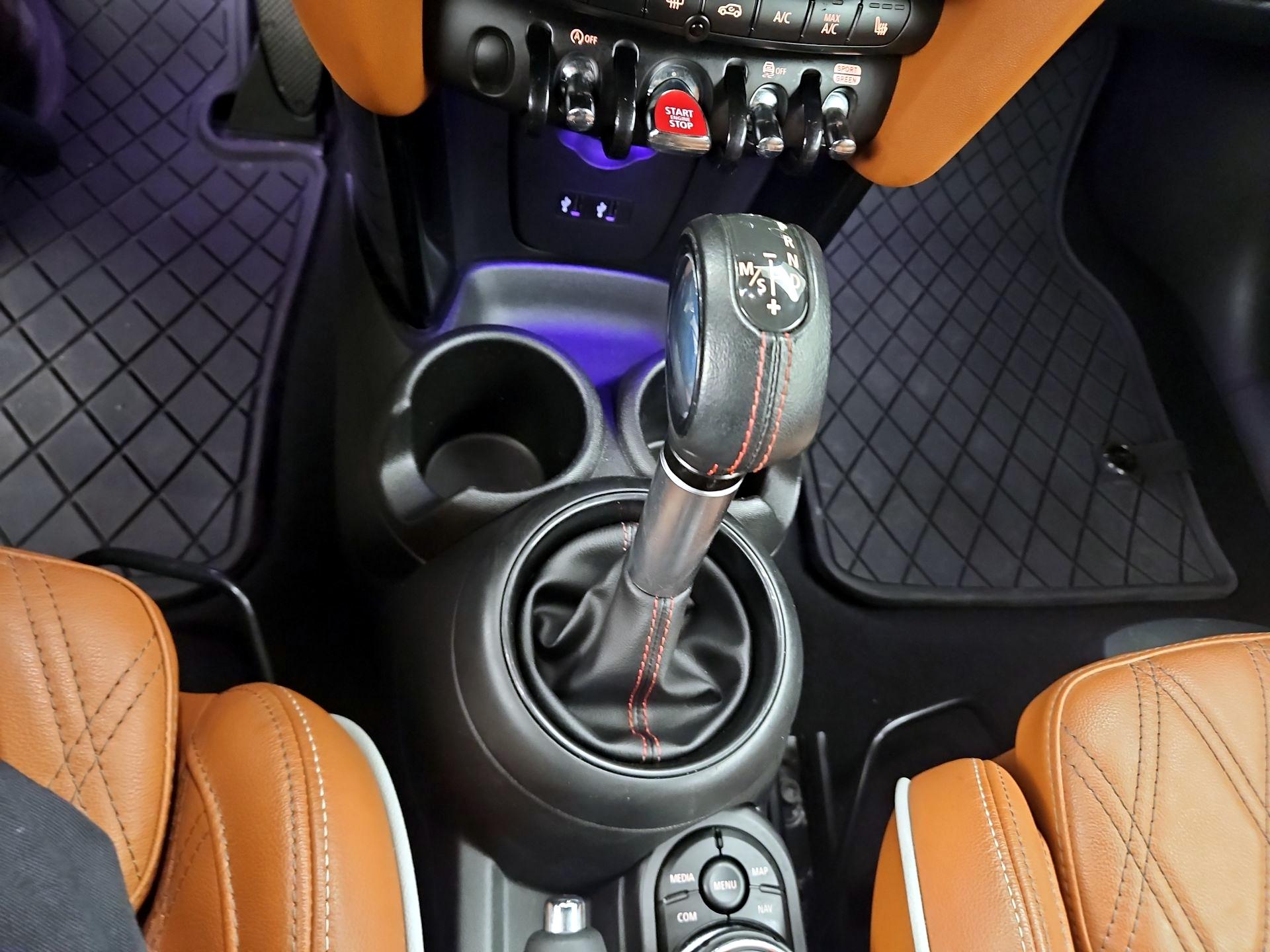 Thumbnail: 2019 MINI Cooper - 18