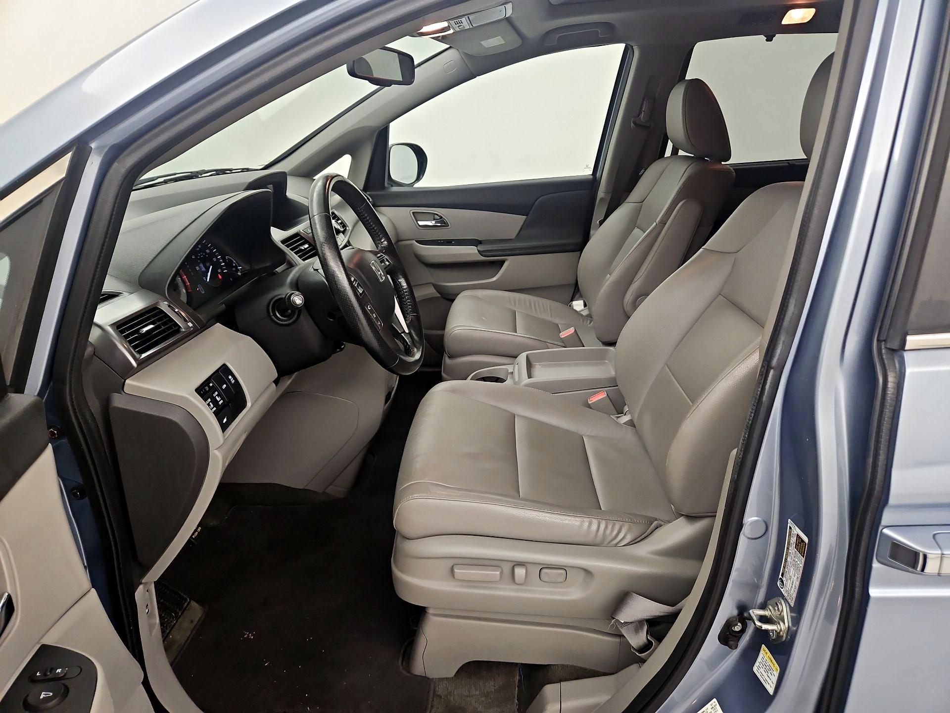 Thumbnail: 2014 Honda Odyssey - 11