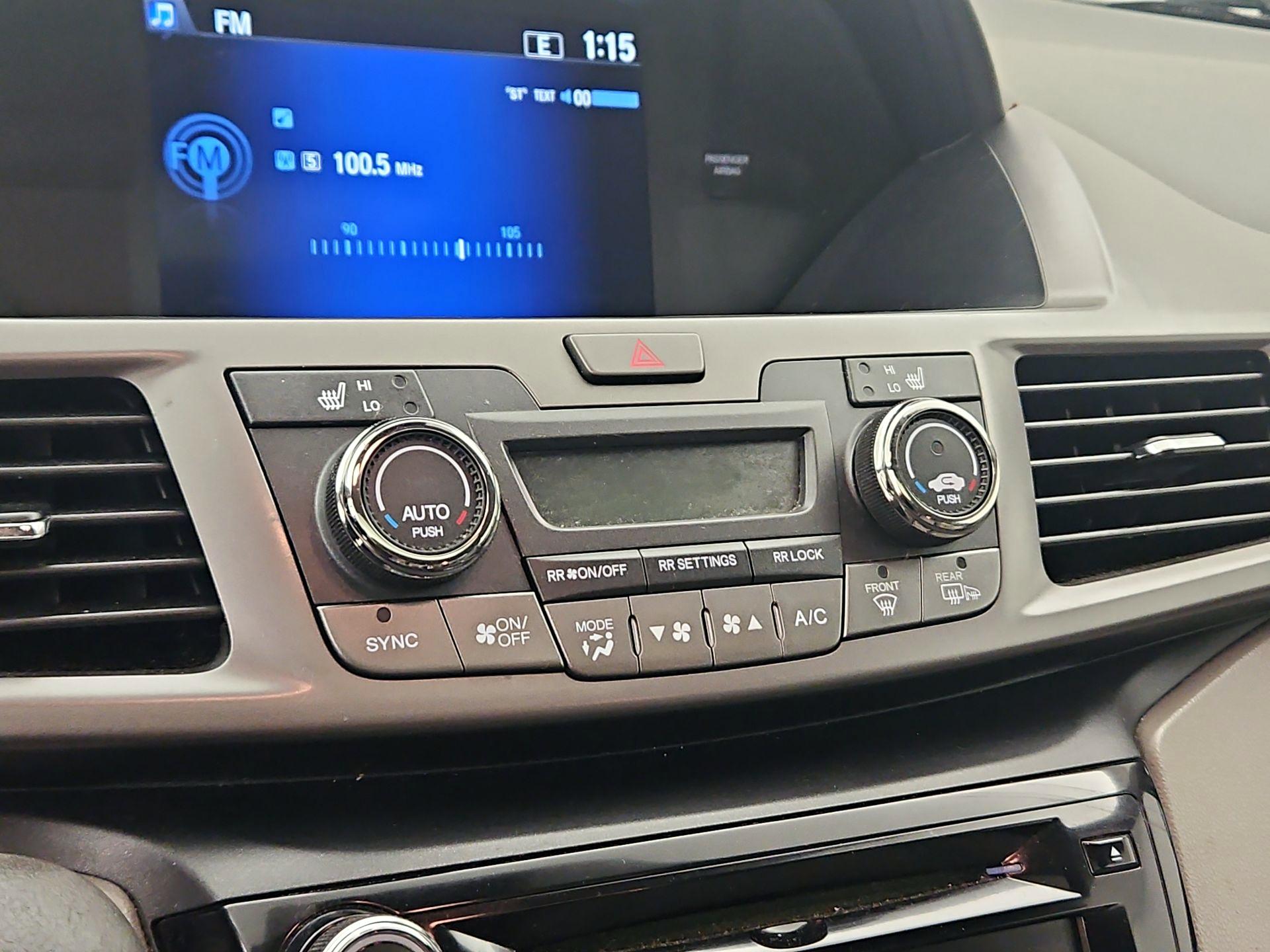 Thumbnail: 2014 Honda Odyssey - 16