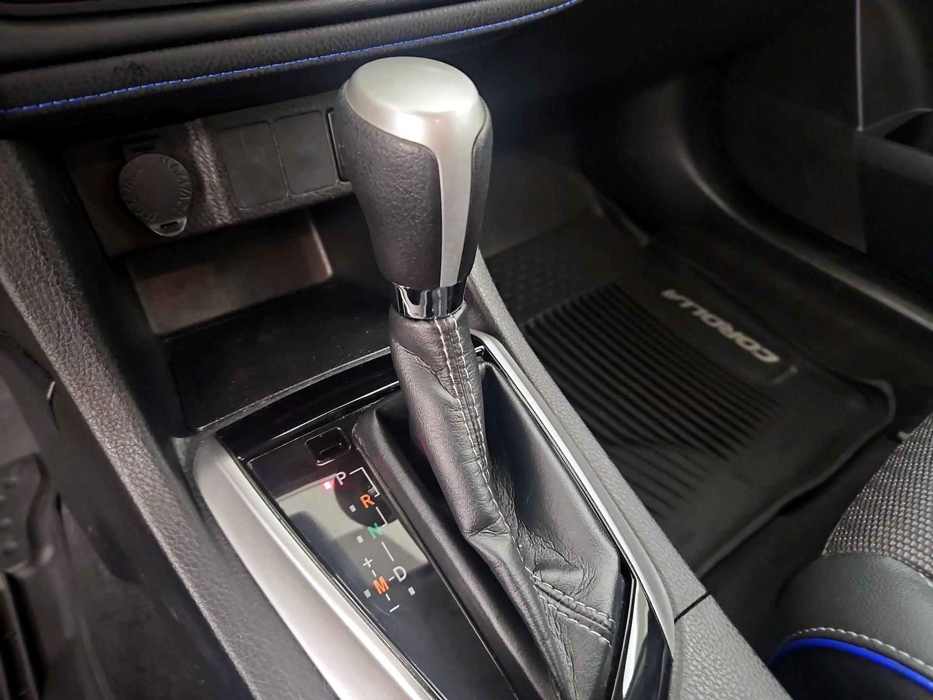 Thumbnail: 2019 Toyota Corolla - 17