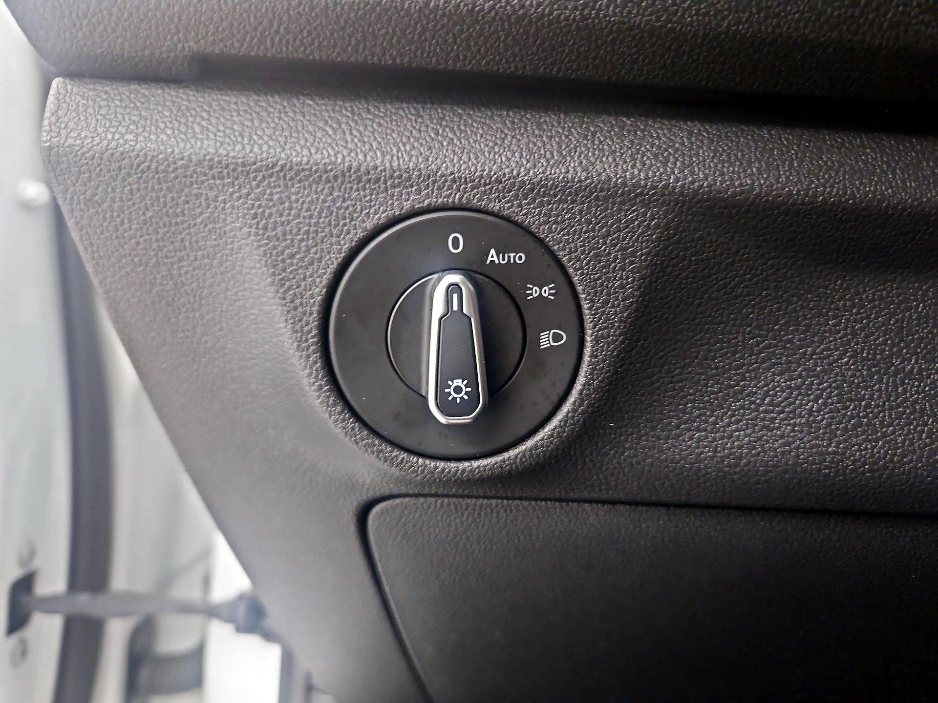 Thumbnail: 2021 Volkswagen Jetta - 13