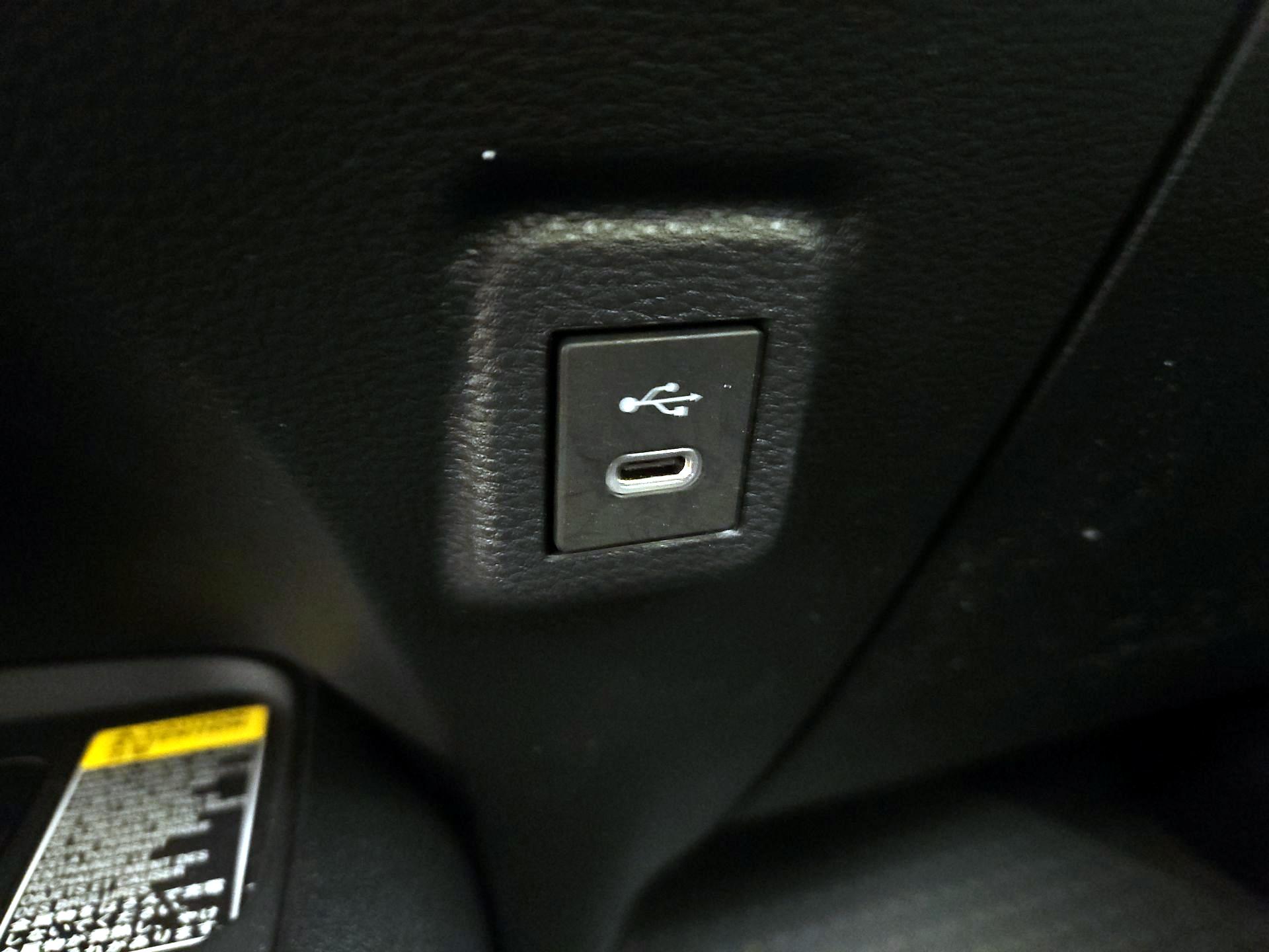 Thumbnail: 2025 Toyota Corolla - 18