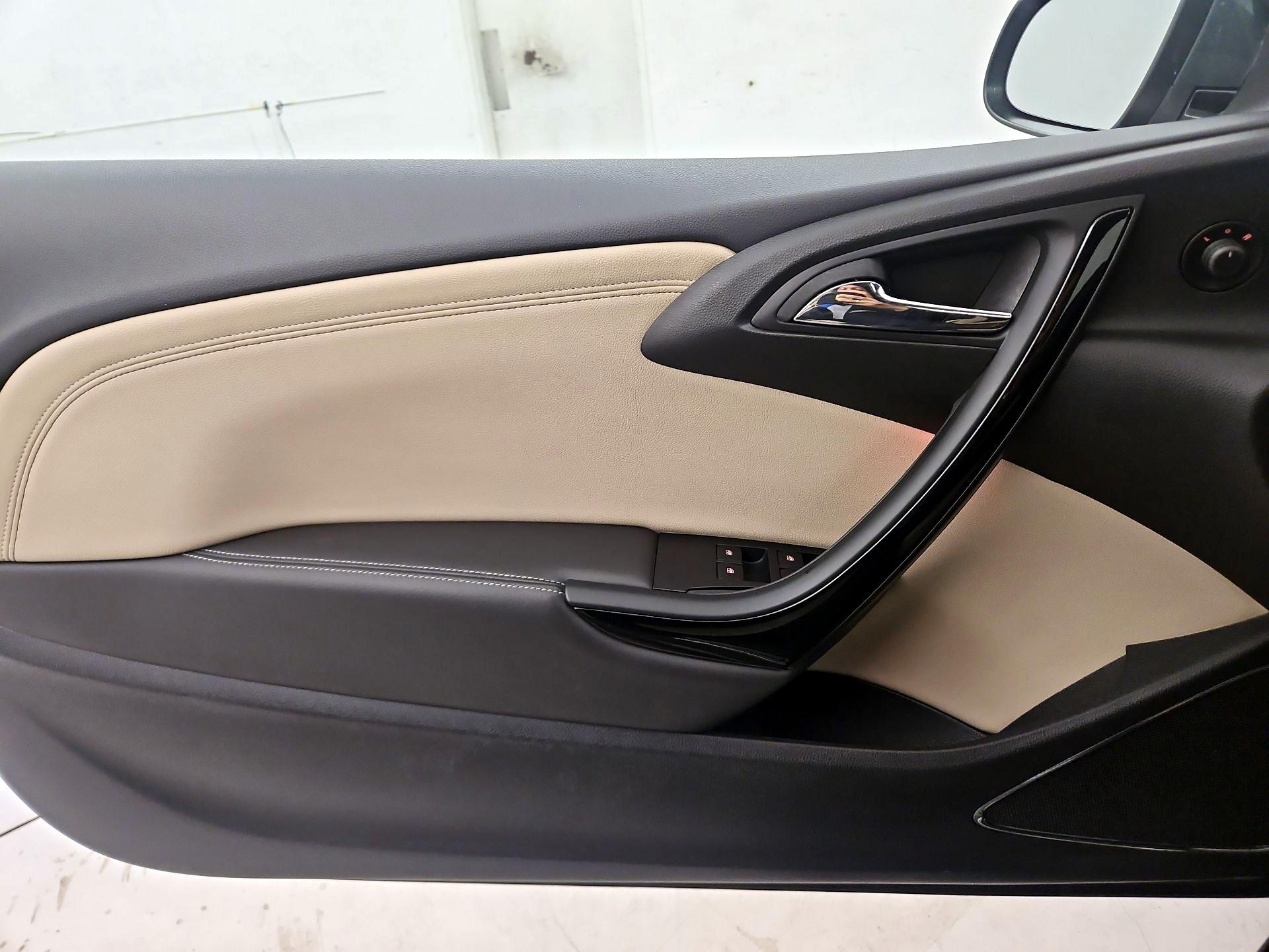 Thumbnail: 2016 Buick Cascada - 12