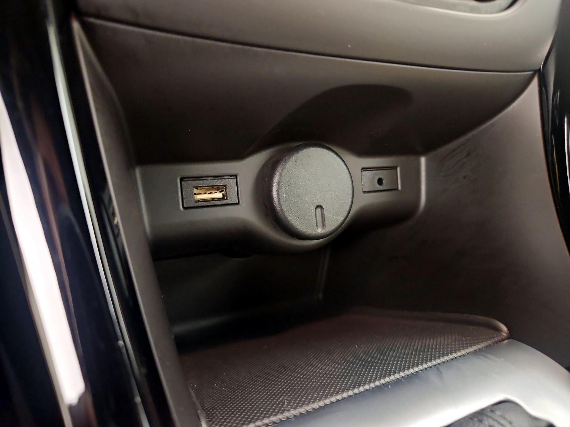 Thumbnail: 2016 Buick Cascada - 18