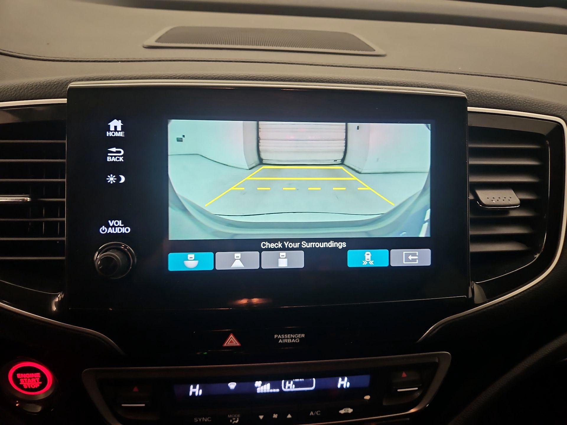 Thumbnail: 2021 Honda Pilot - 15