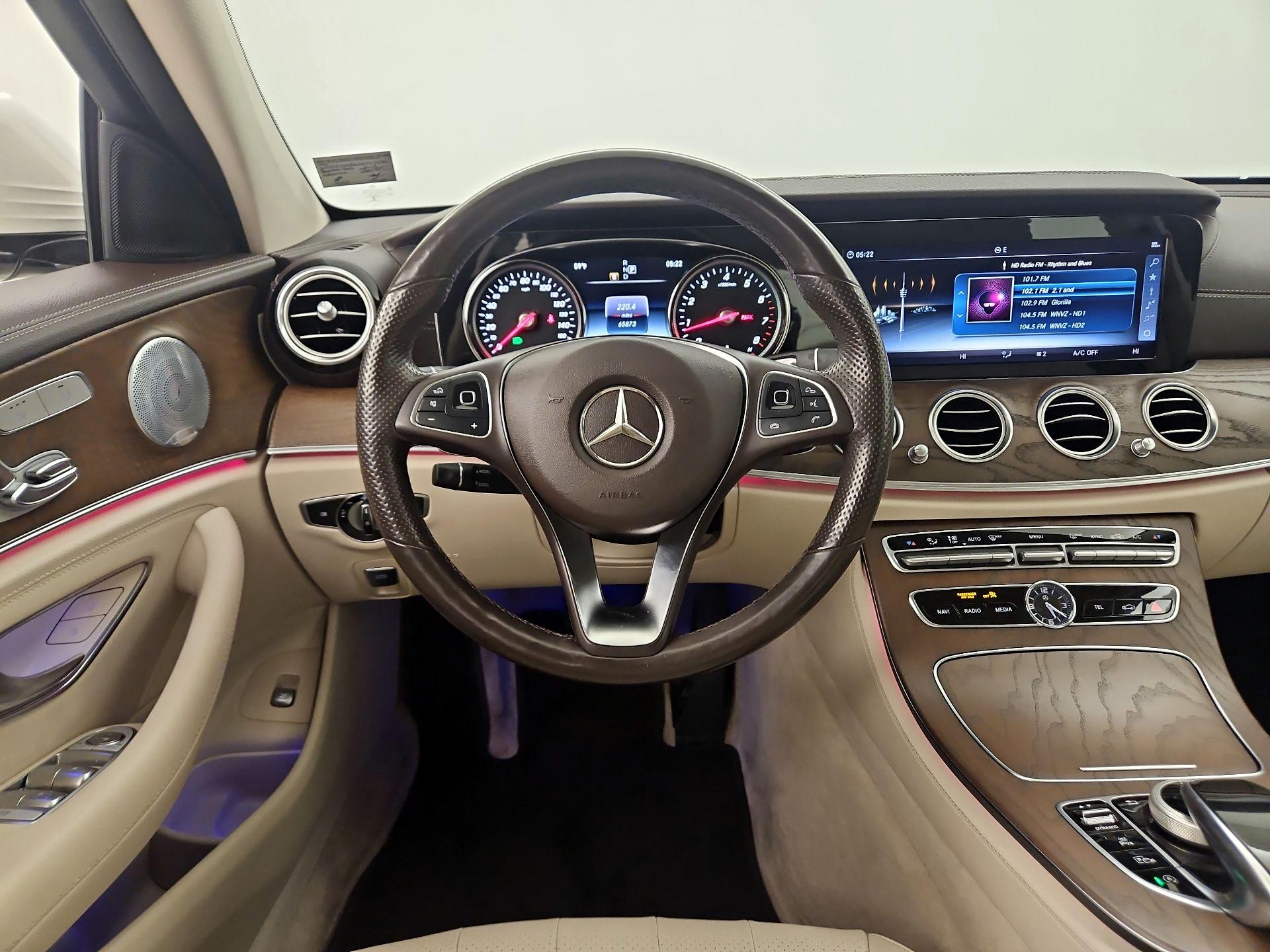 Thumbnail: 2018 Mercedes-Benz E-Class - 10