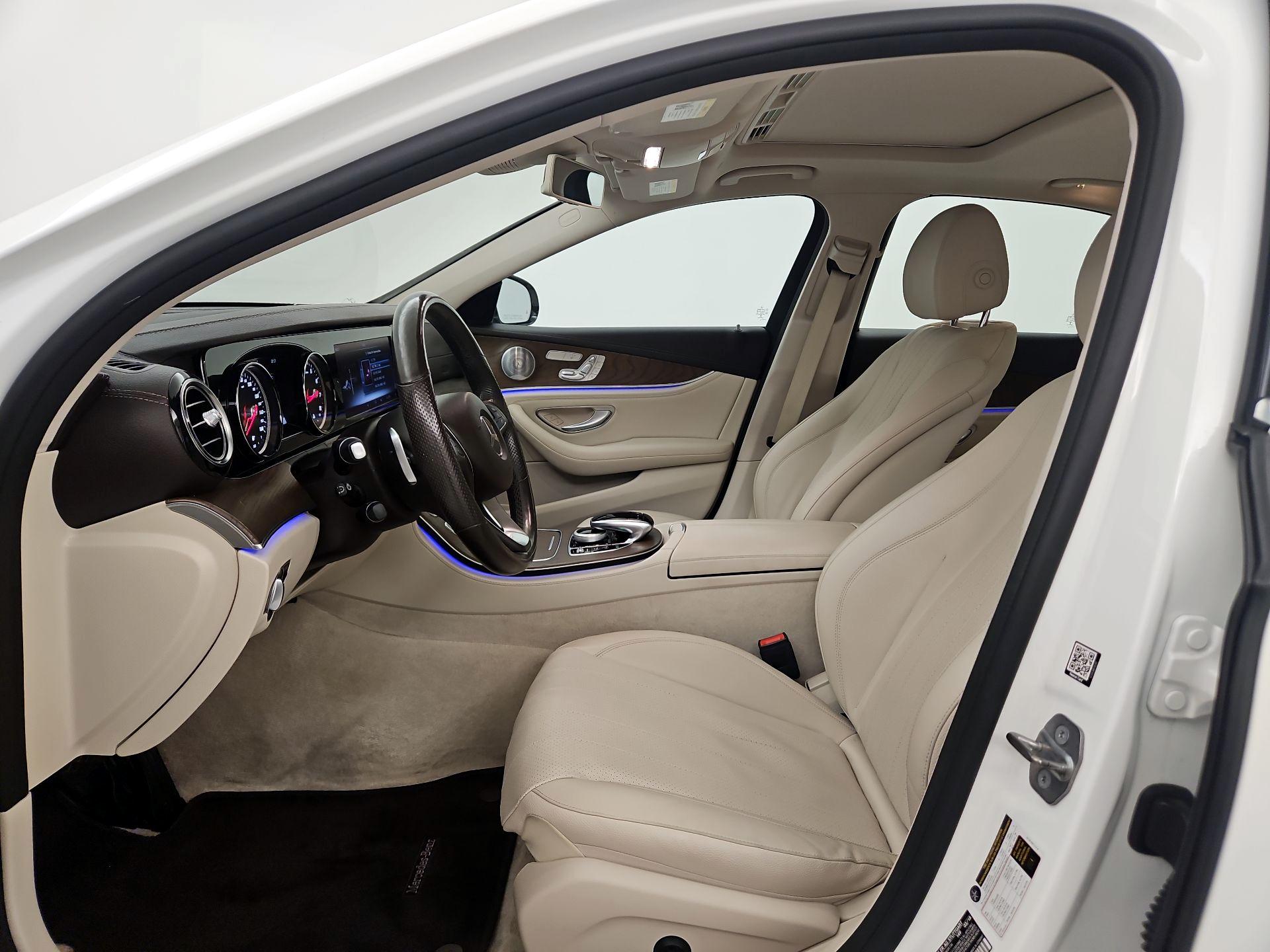 Thumbnail: 2018 Mercedes-Benz E-Class - 11