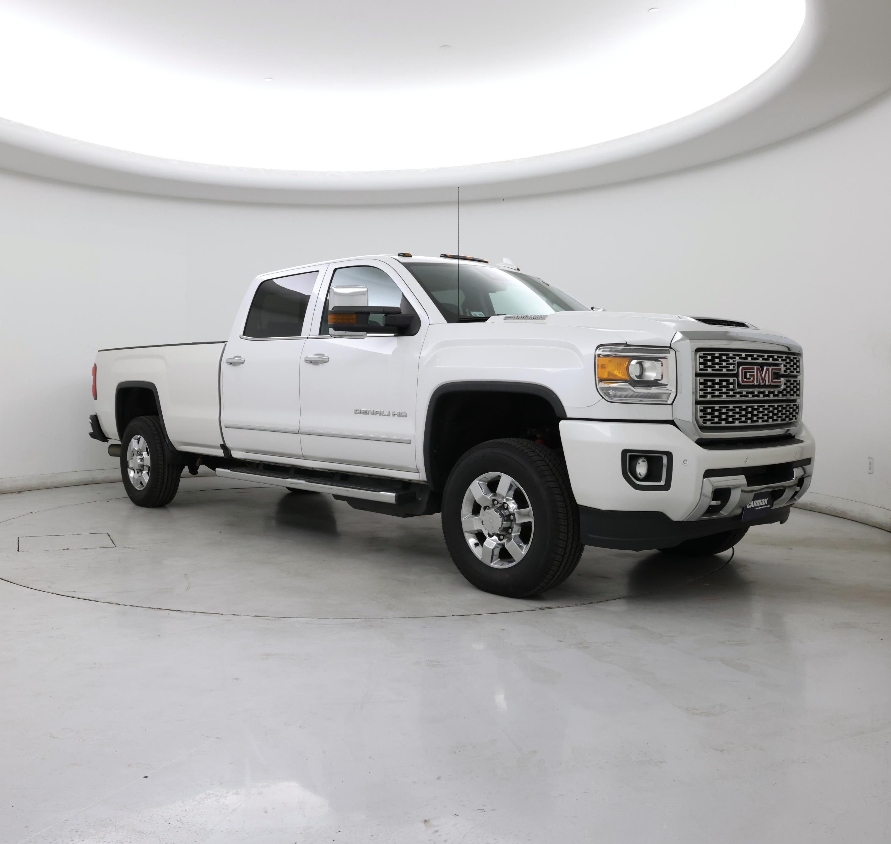 2019 GMC Sierra 3500HD Denali Crew Cab LB DRW 4WD