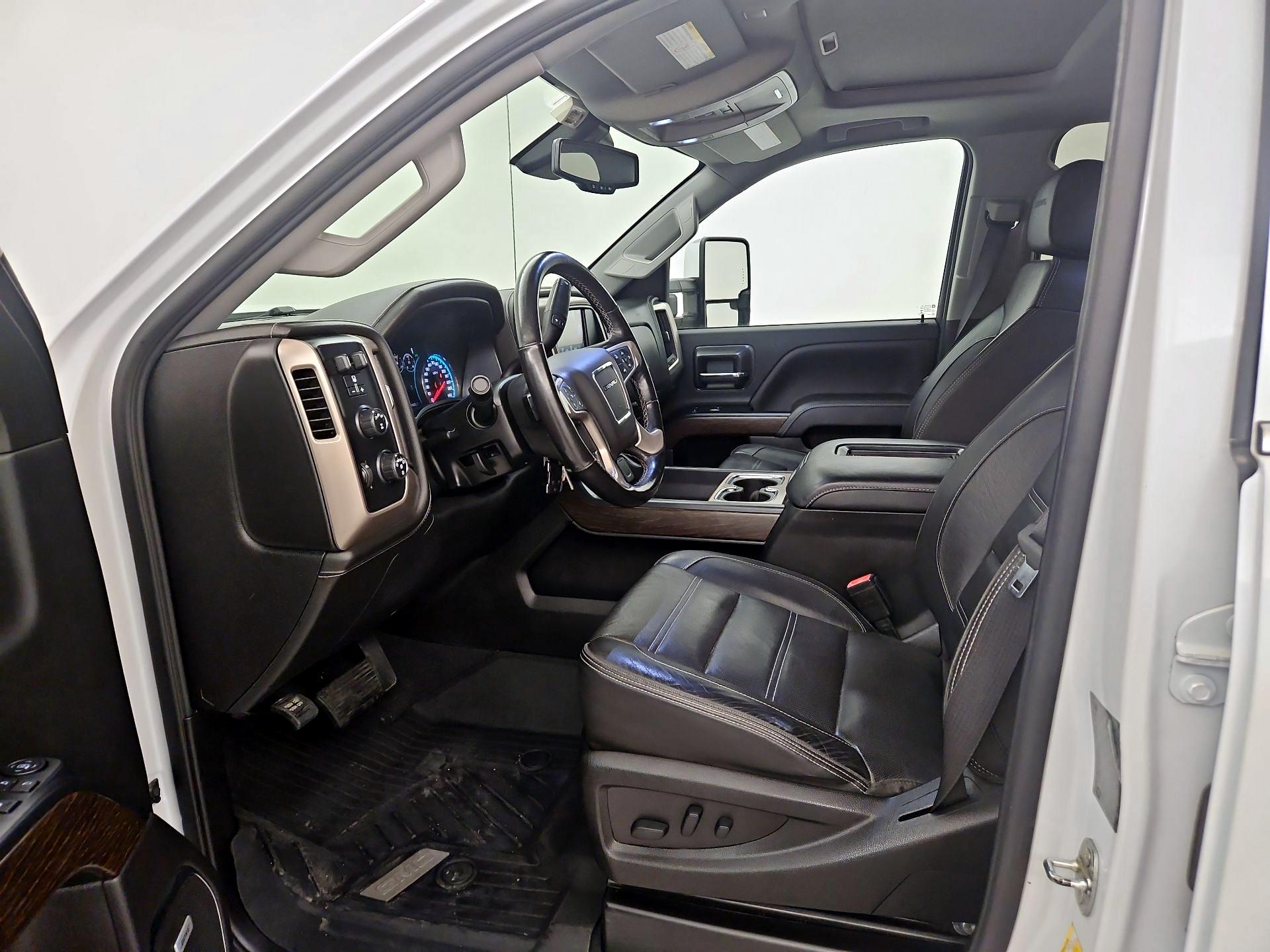 Thumbnail: 2019 GMC Sierra 3500 - 11