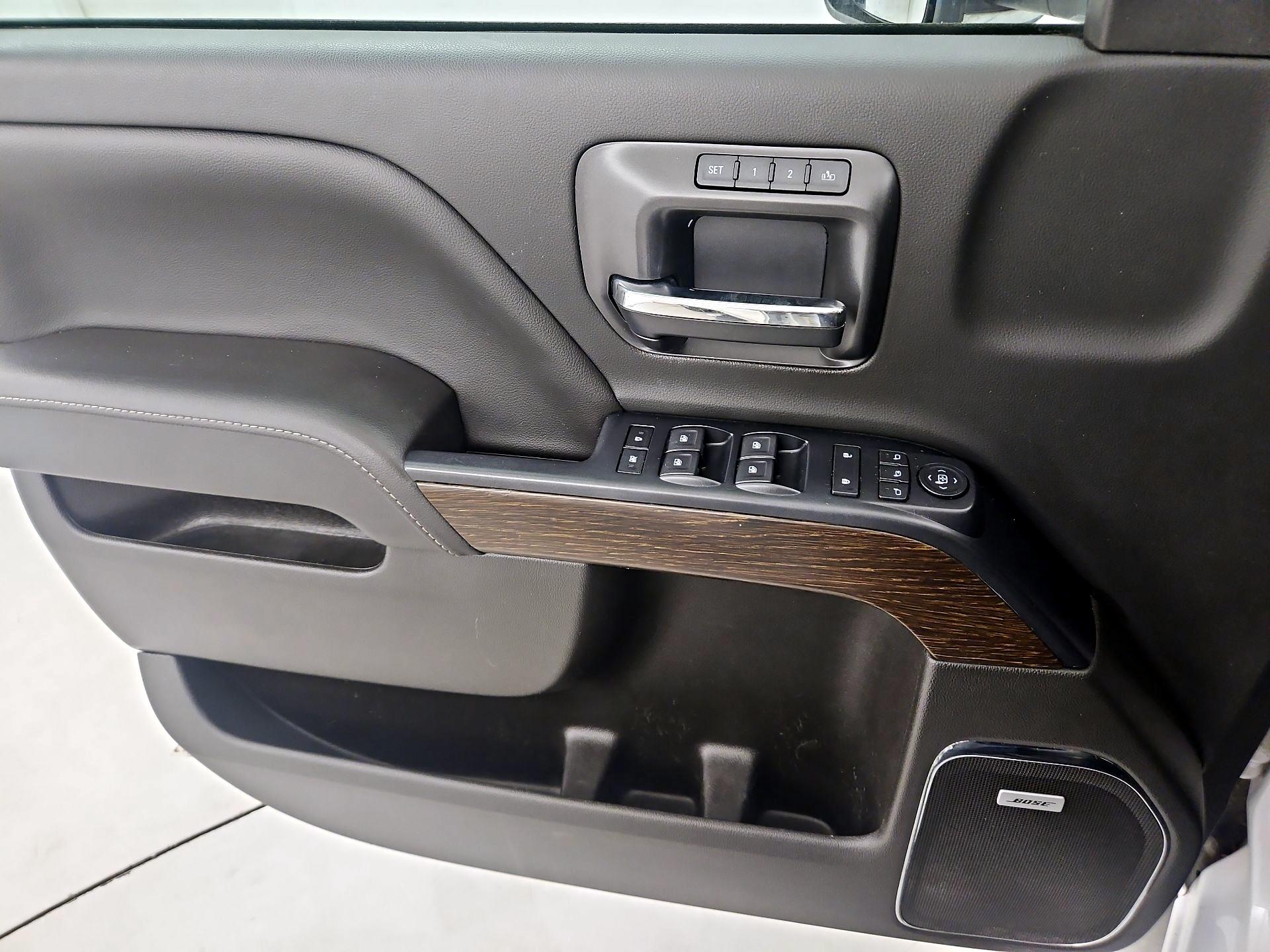 Thumbnail: 2019 GMC Sierra 3500 - 12