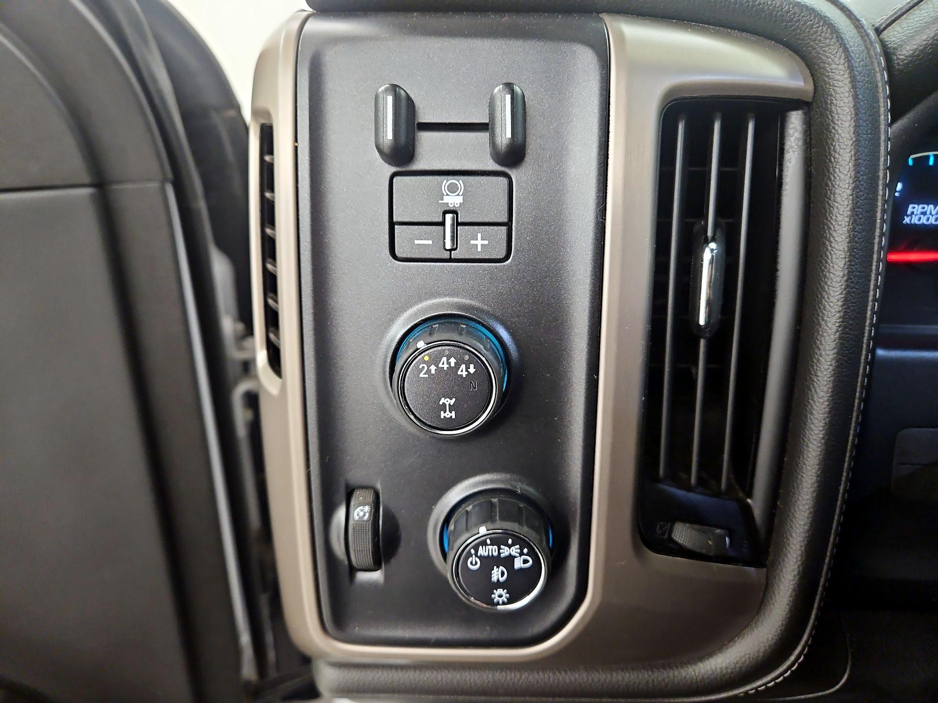 Thumbnail: 2019 GMC Sierra 3500 - 13