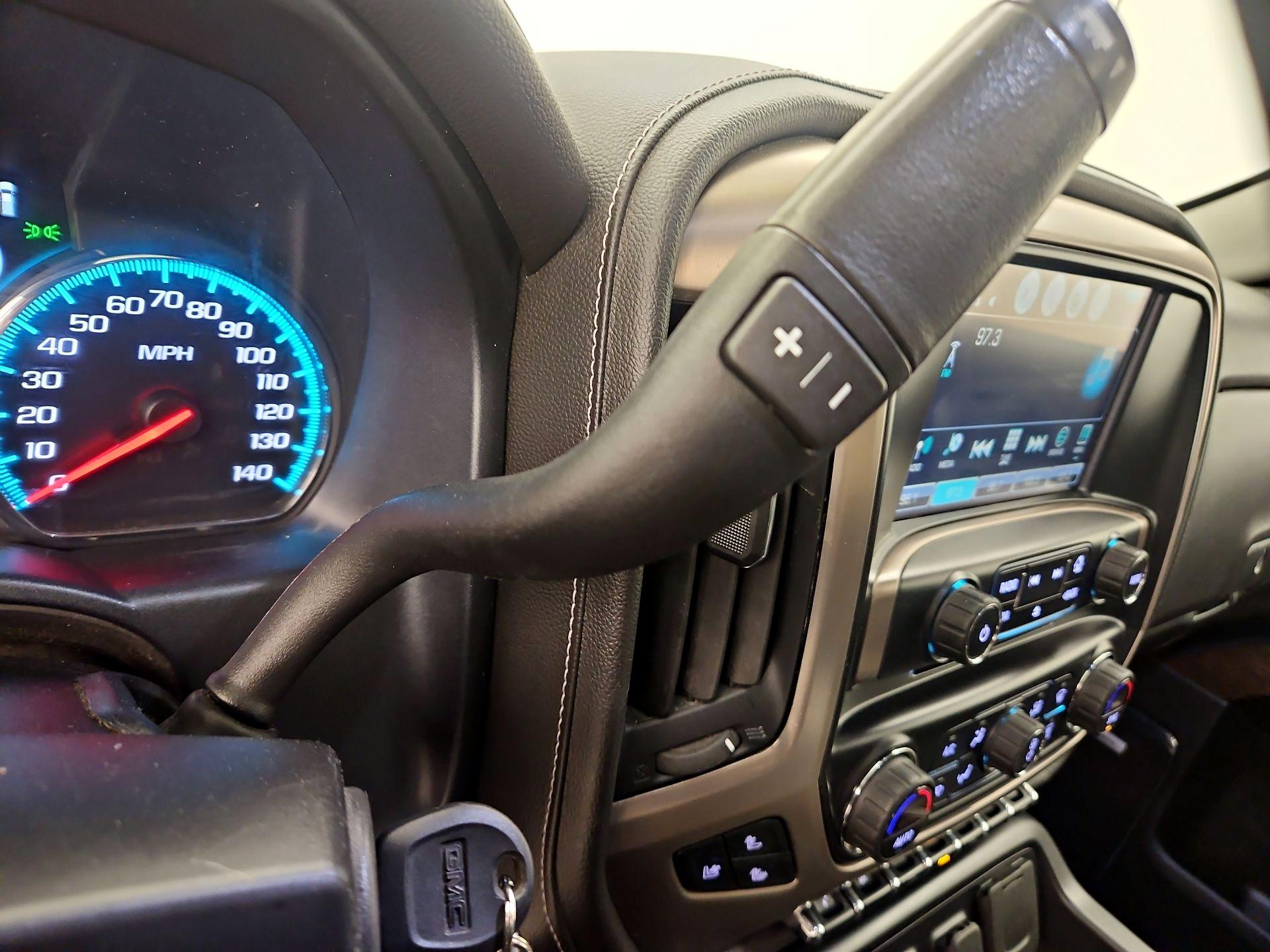 Thumbnail: 2019 GMC Sierra 3500 - 17