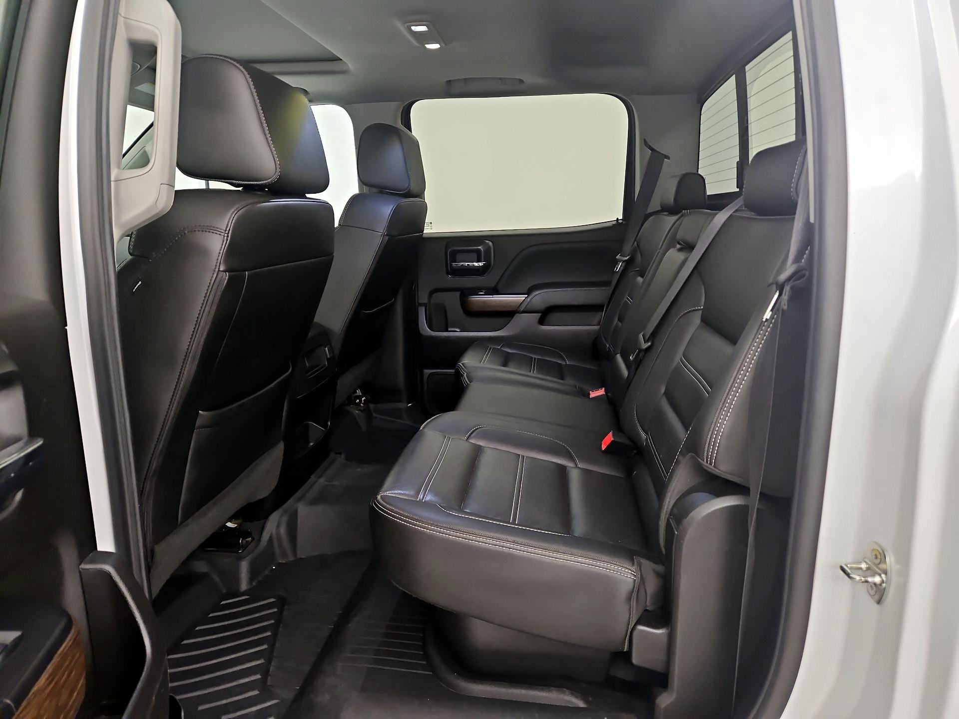 Thumbnail: 2019 GMC Sierra 3500 - 20