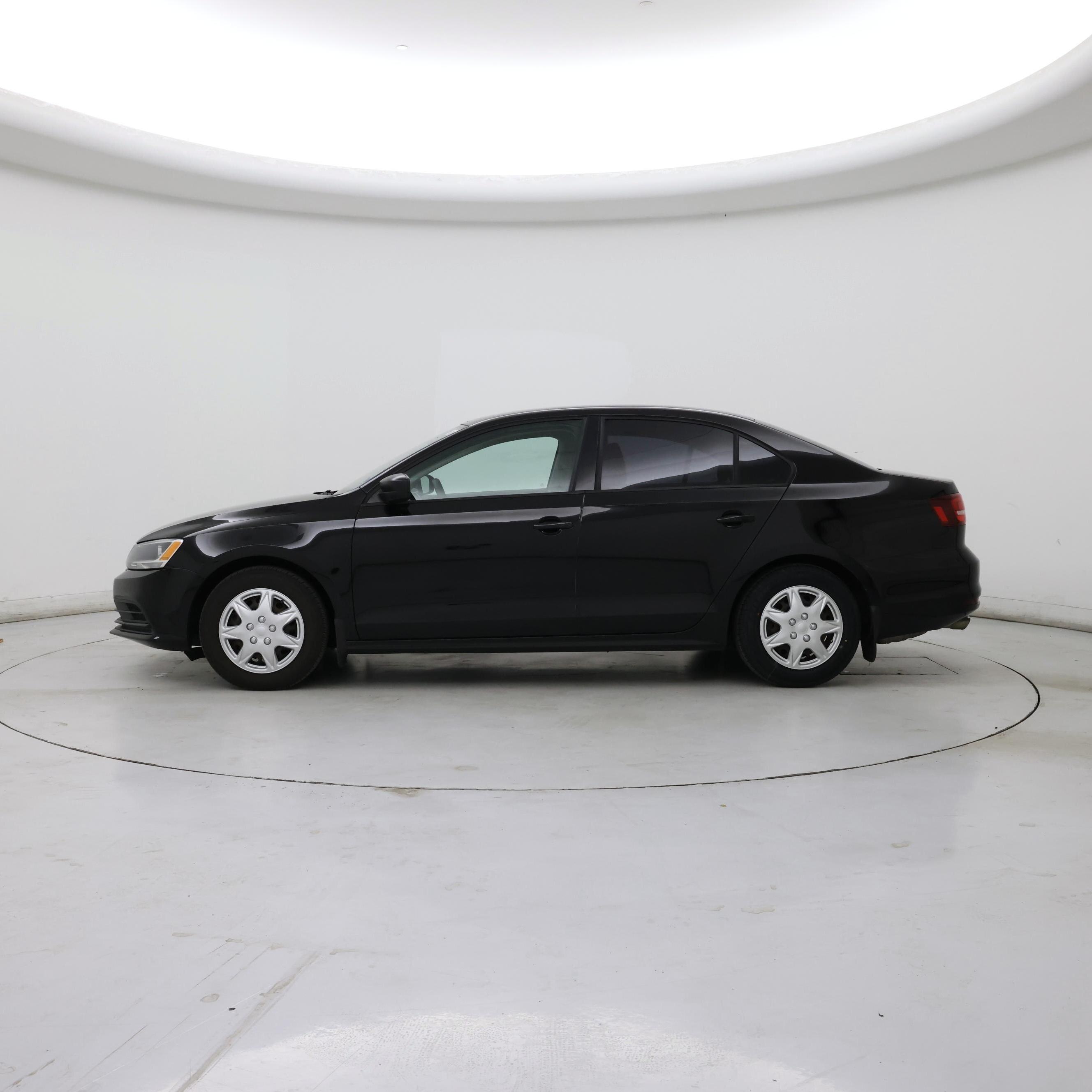 Thumbnail: 2016 Volkswagen Jetta - 3