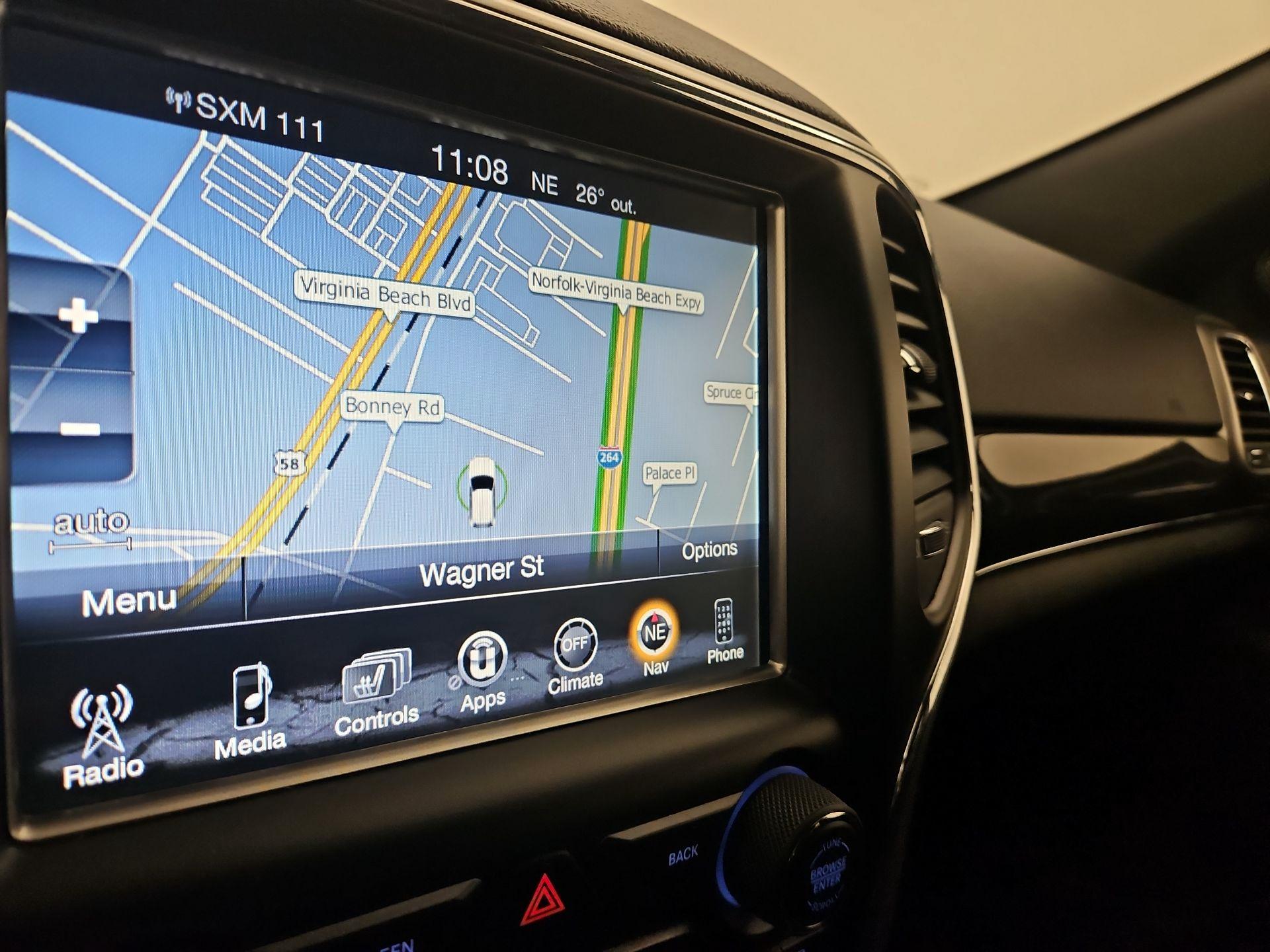 Thumbnail: 2017 Jeep Grand Cherokee - 14