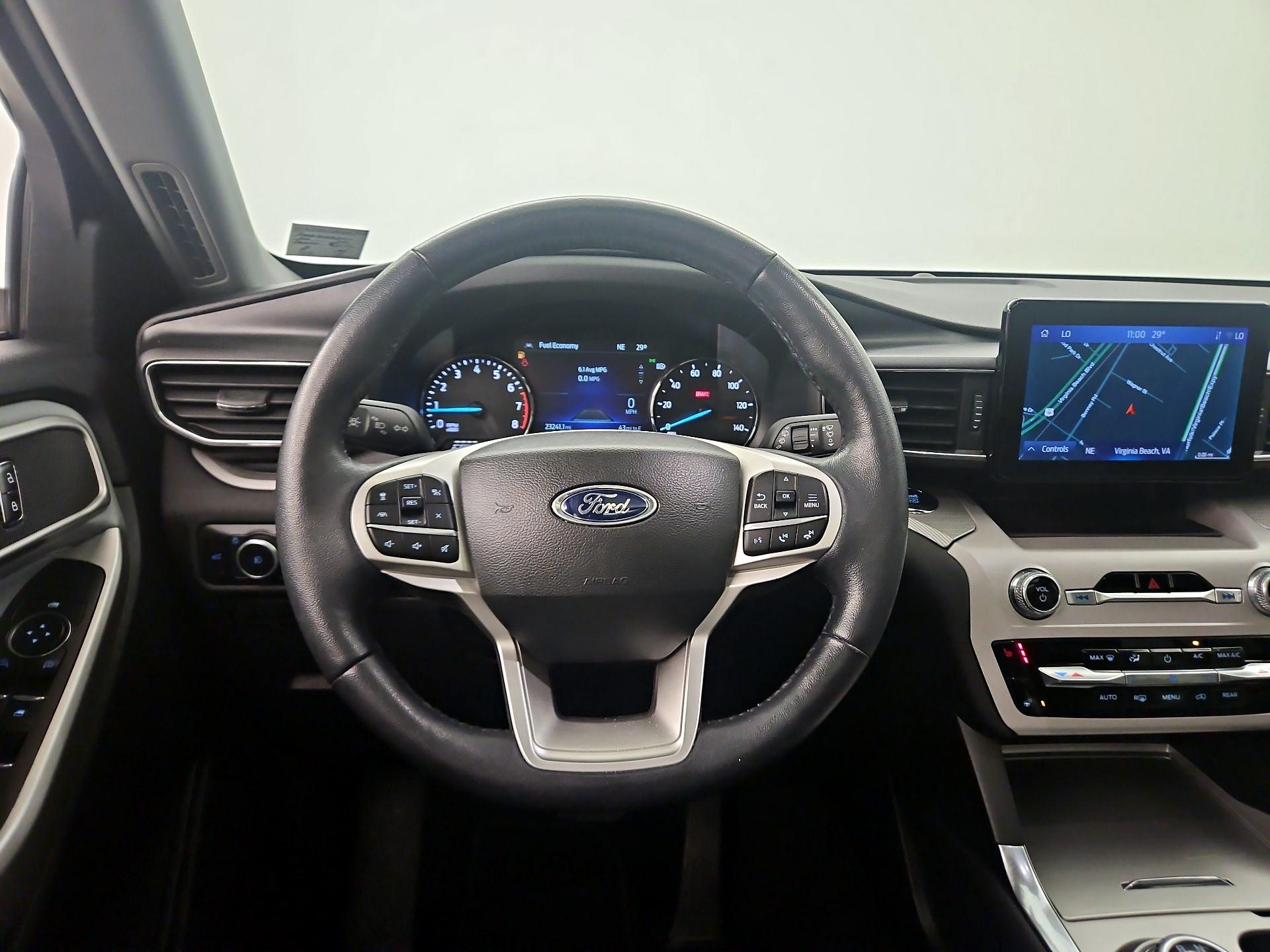 Thumbnail: 2023 Ford Explorer - 10