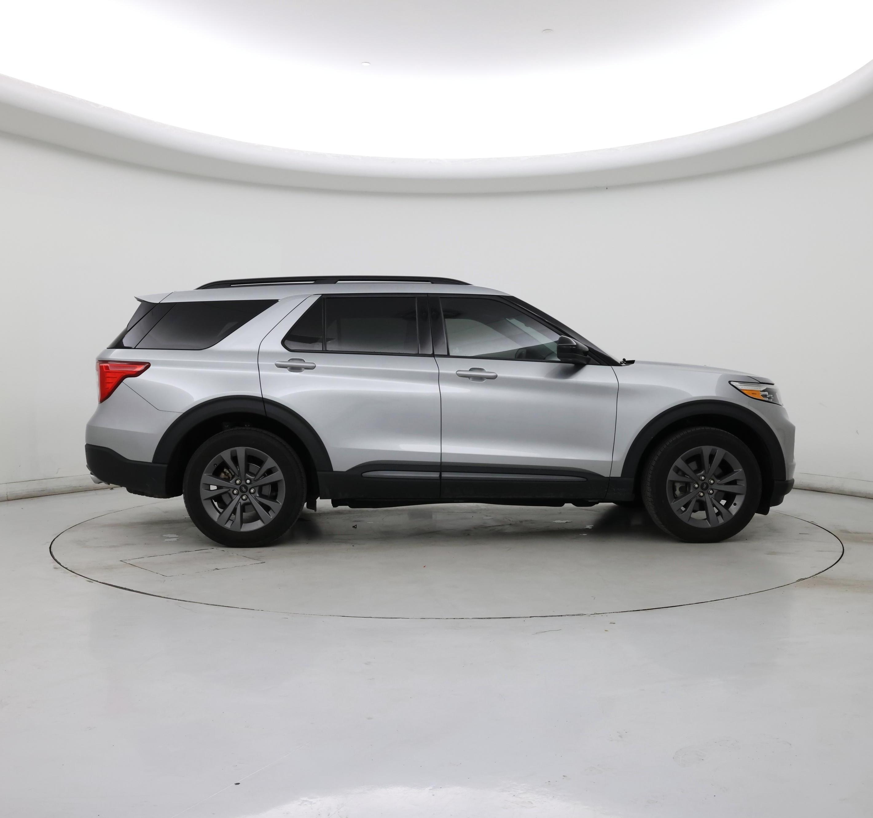 Thumbnail: 2023 Ford Explorer - 7