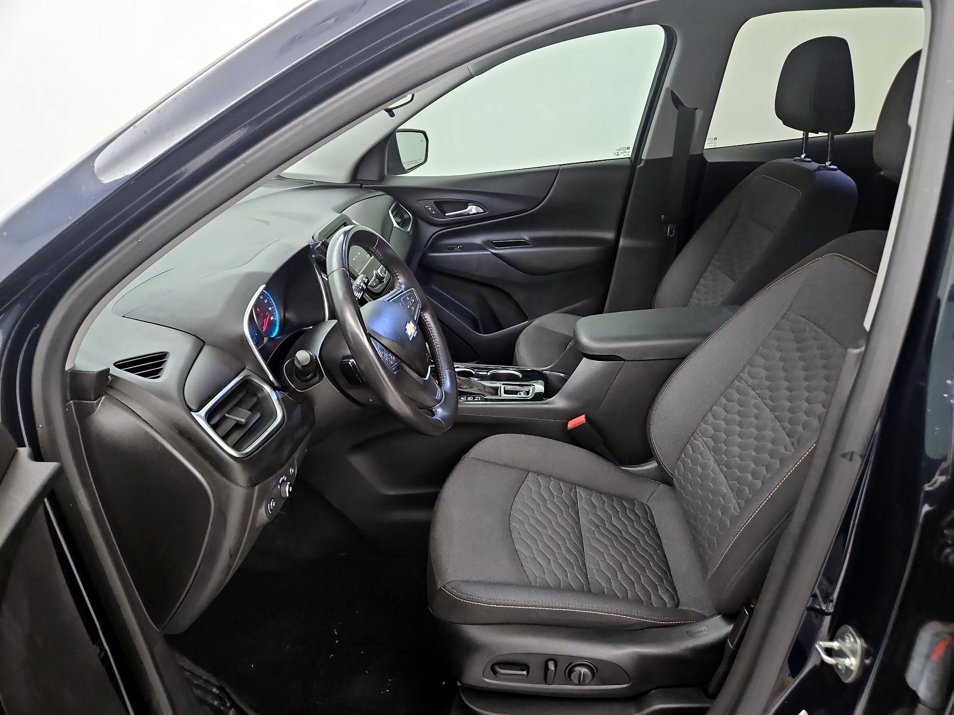 Thumbnail: 2021 Chevrolet Equinox - 11