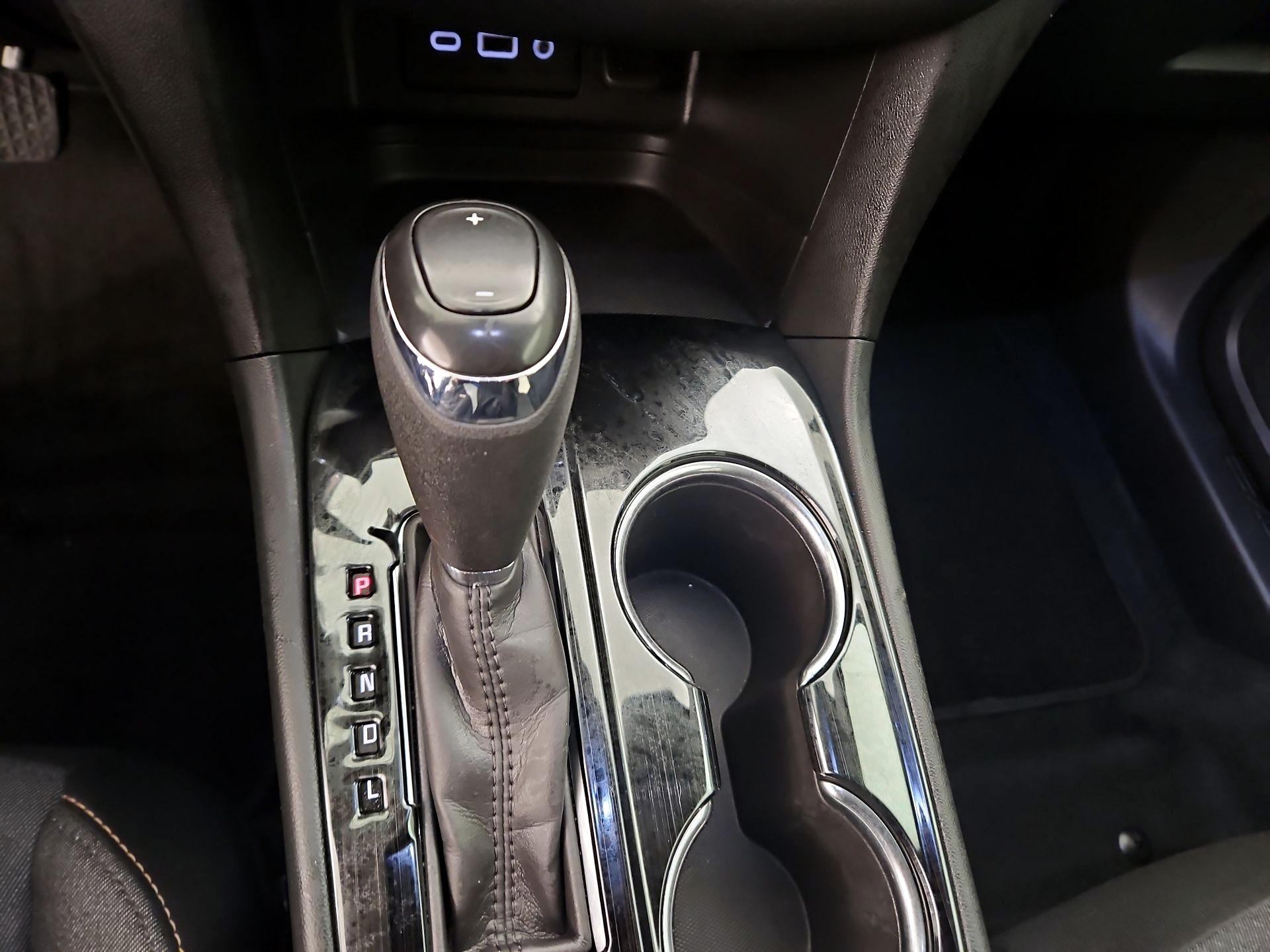 Thumbnail: 2021 Chevrolet Equinox - 17