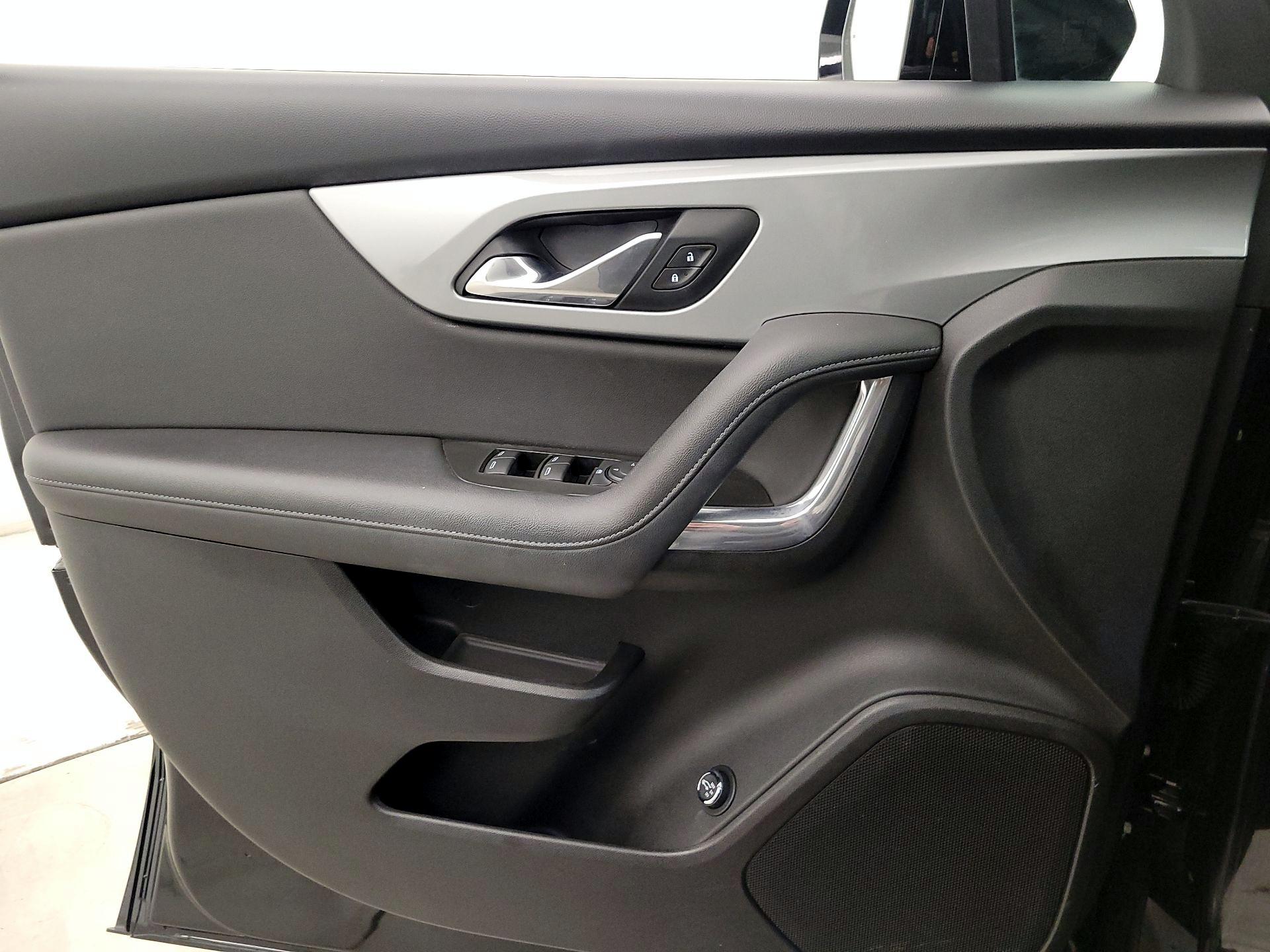 Thumbnail: 2019 Chevrolet Blazer - 12