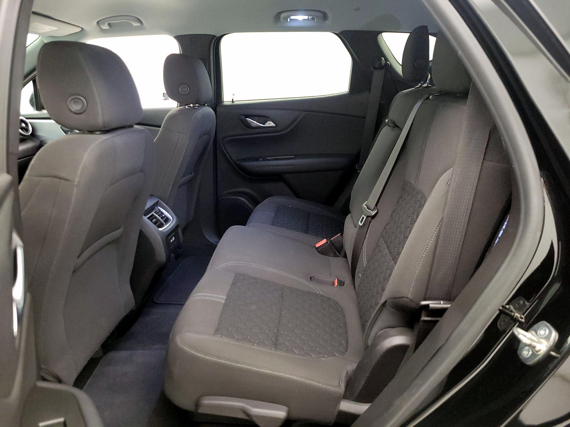 Thumbnail: 2019 Chevrolet Blazer - 19