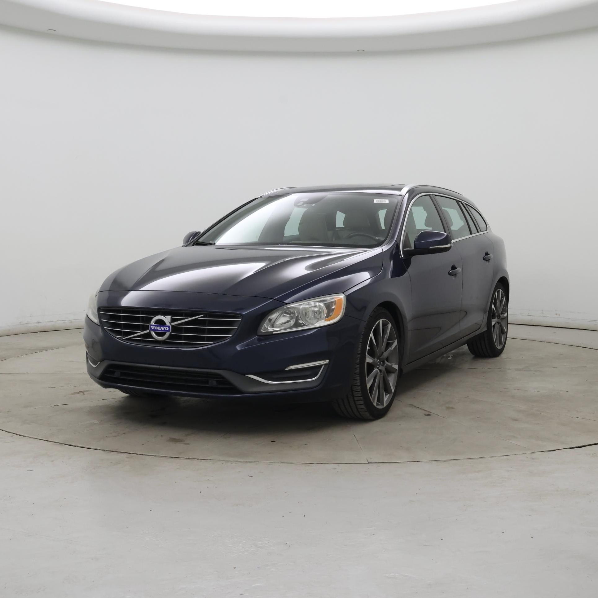 Thumbnail: 2015 Volvo V60 - 4
