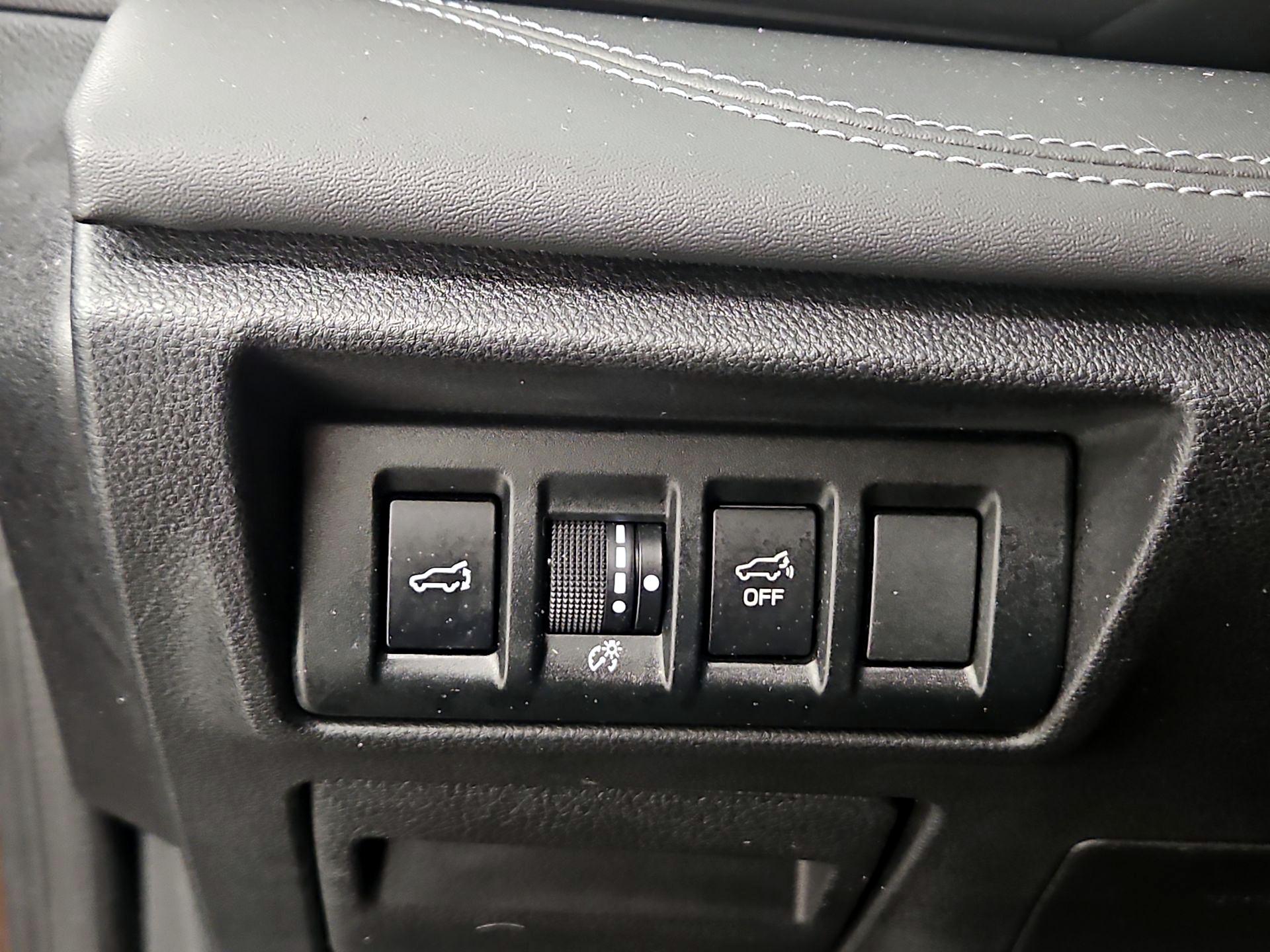 Thumbnail: 2020 Subaru Outback - 13