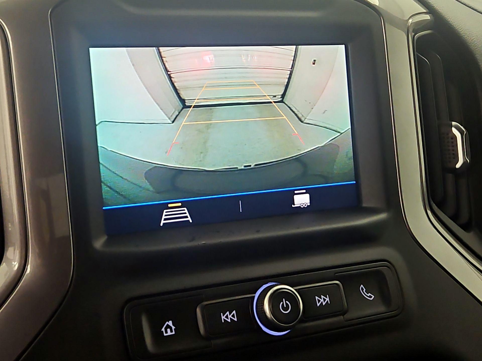 Thumbnail: 2021 Chevrolet Silverado 1500 - 14