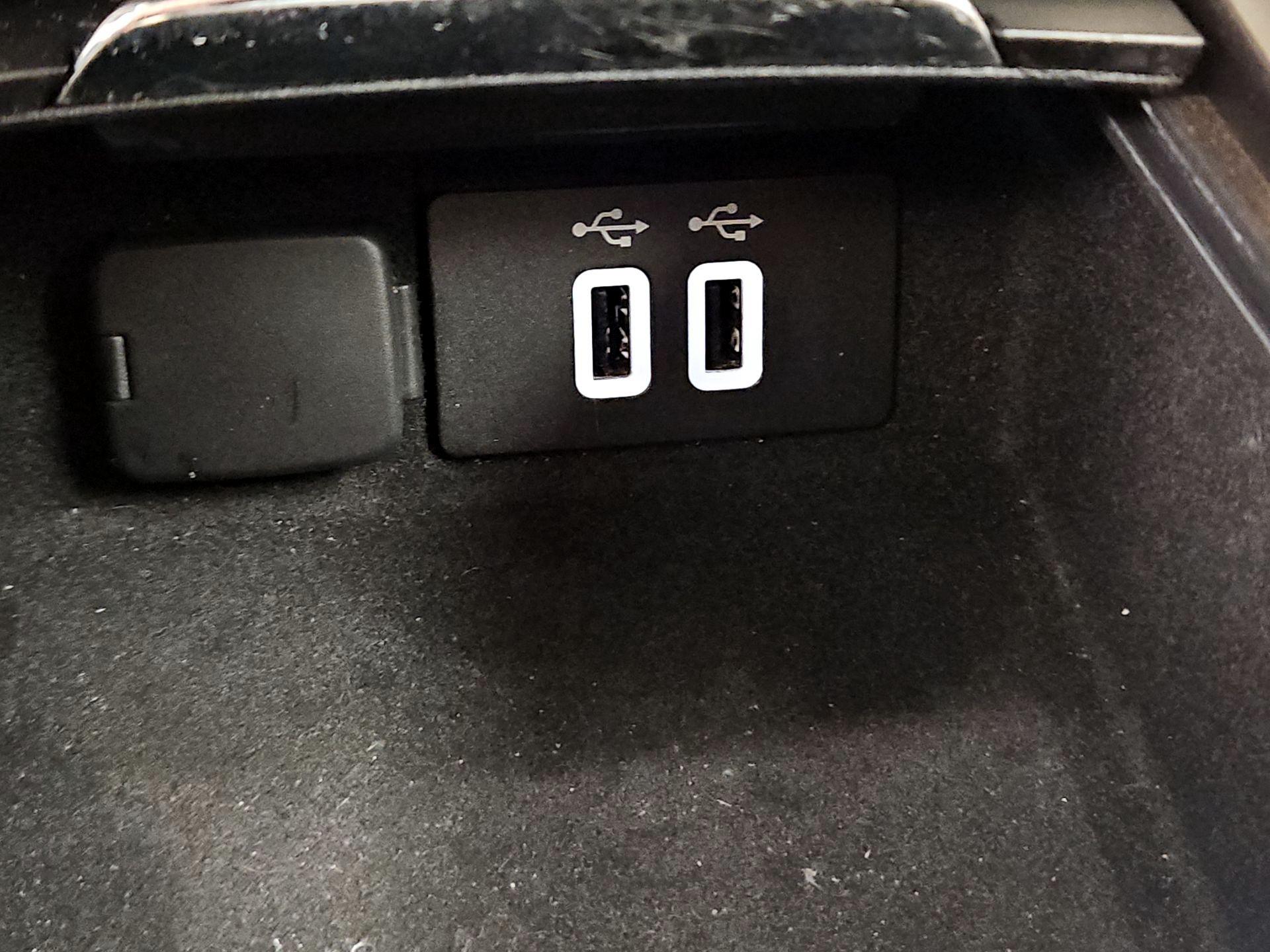 Thumbnail: 2018 Lincoln MKC - 19