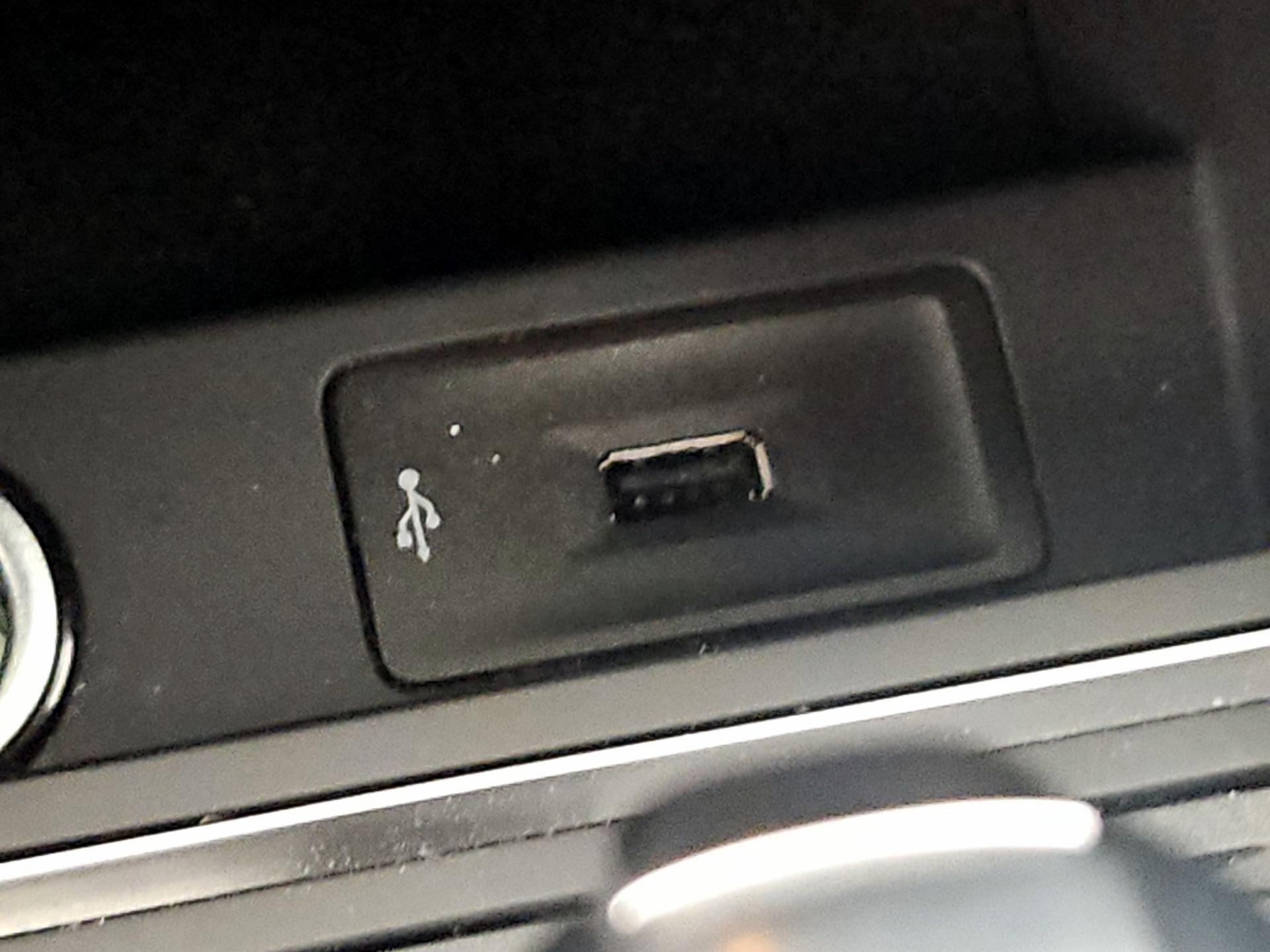 Thumbnail: 2016 Volkswagen Jetta - 17