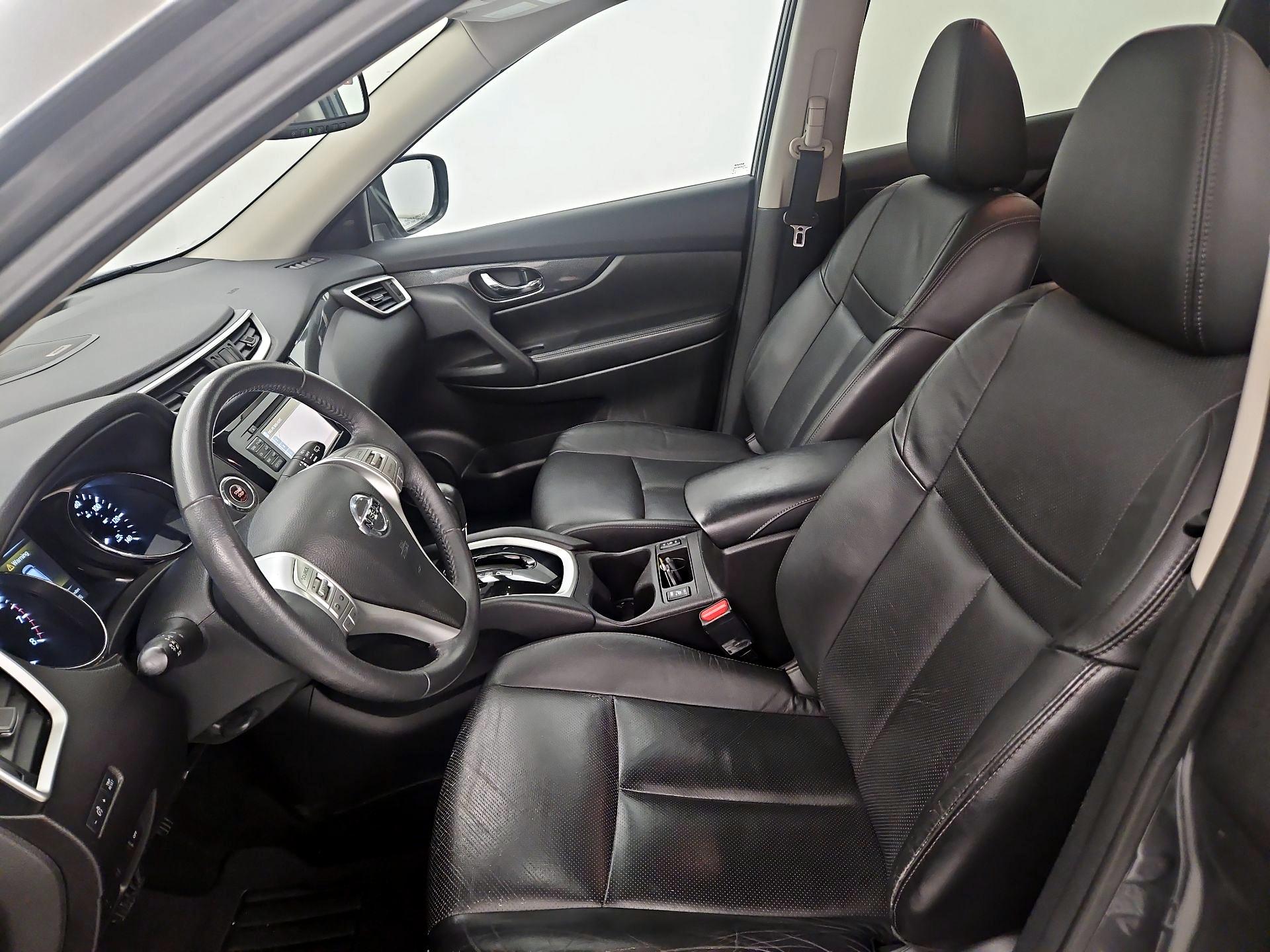 Thumbnail: 2015 Nissan Rogue - 11