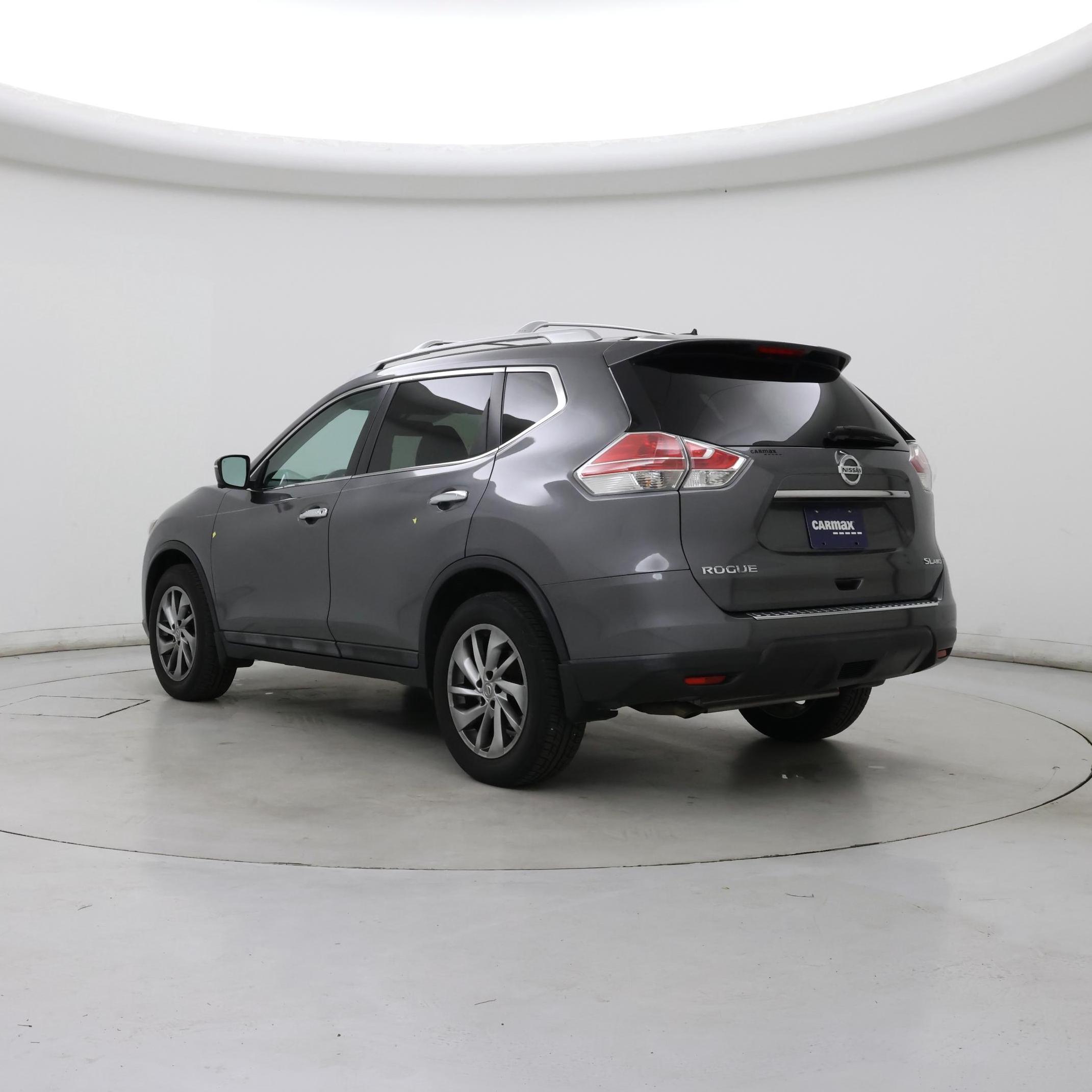 Thumbnail: 2015 Nissan Rogue - 2