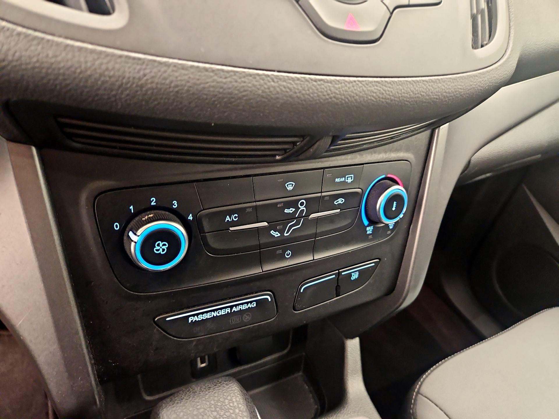 Thumbnail: 2018 Ford Escape - 15