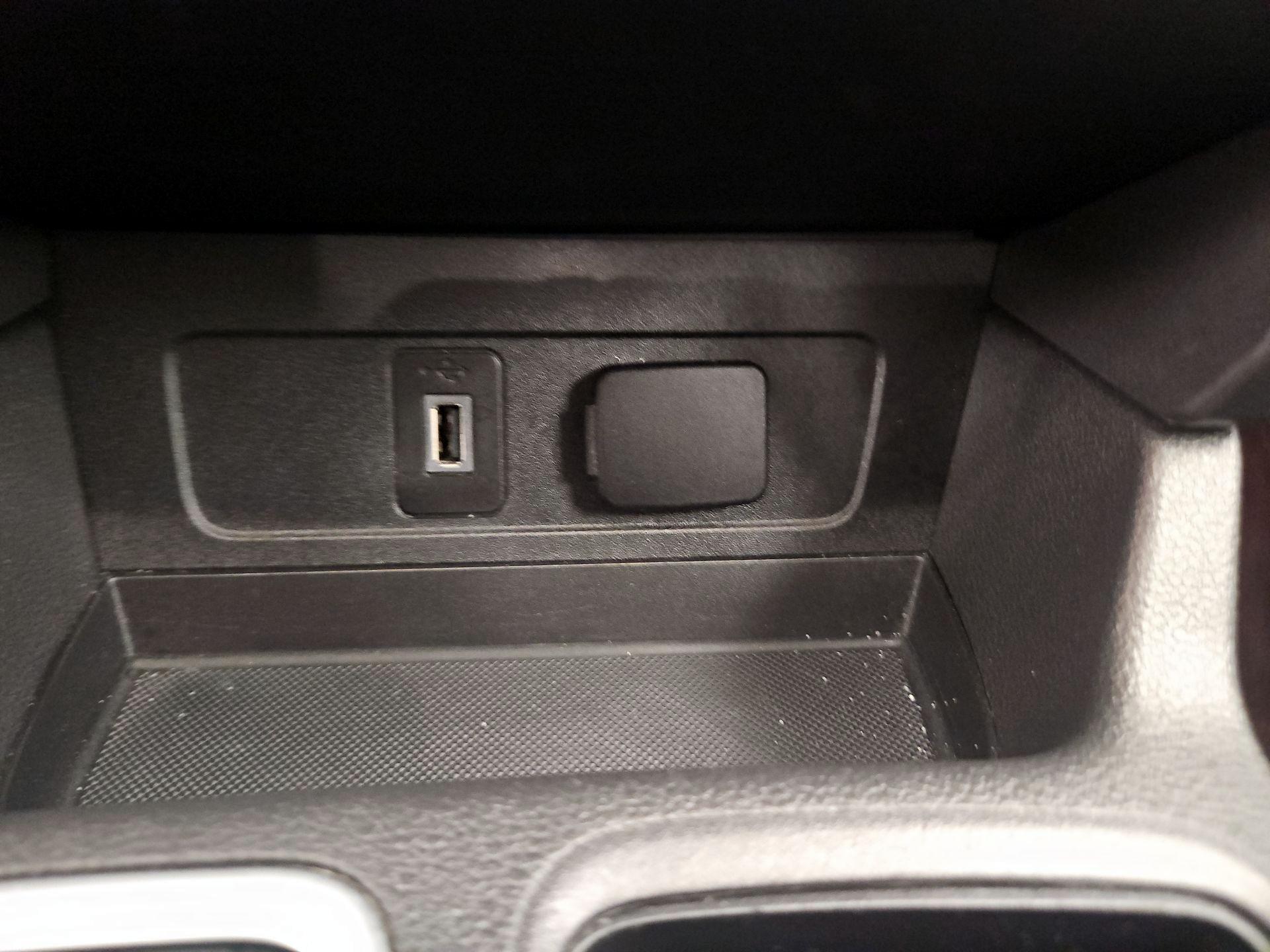 Thumbnail: 2018 Ford Escape - 17