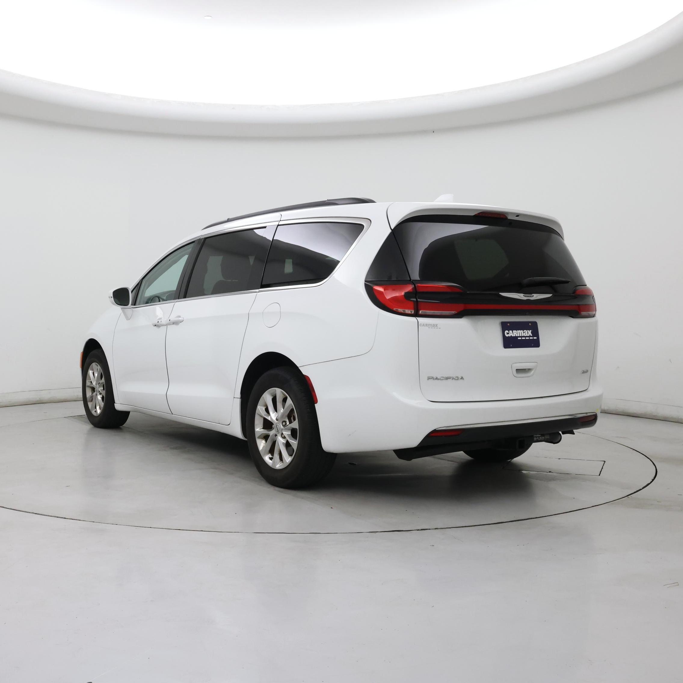 Thumbnail: 2022 Chrysler Pacifica - 2