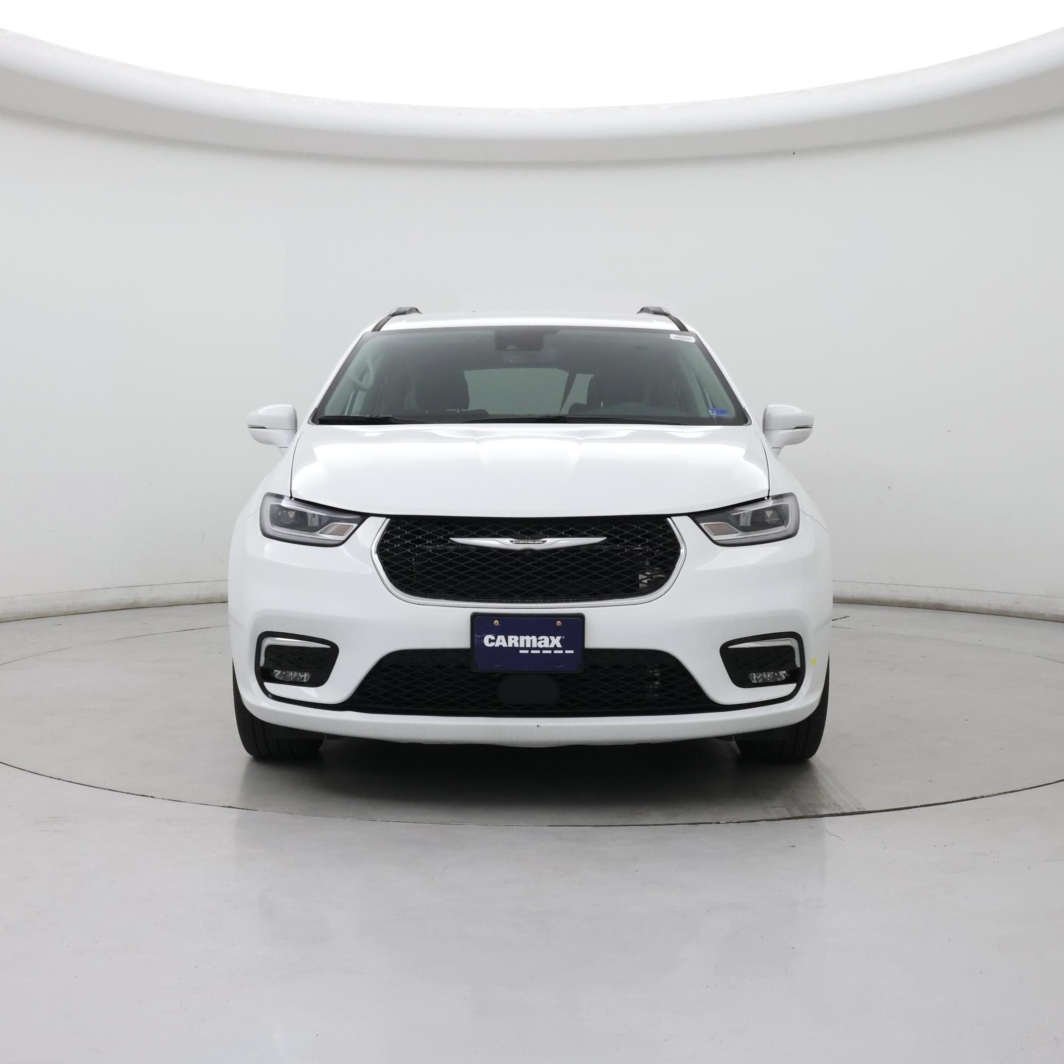 Thumbnail: 2022 Chrysler Pacifica - 5