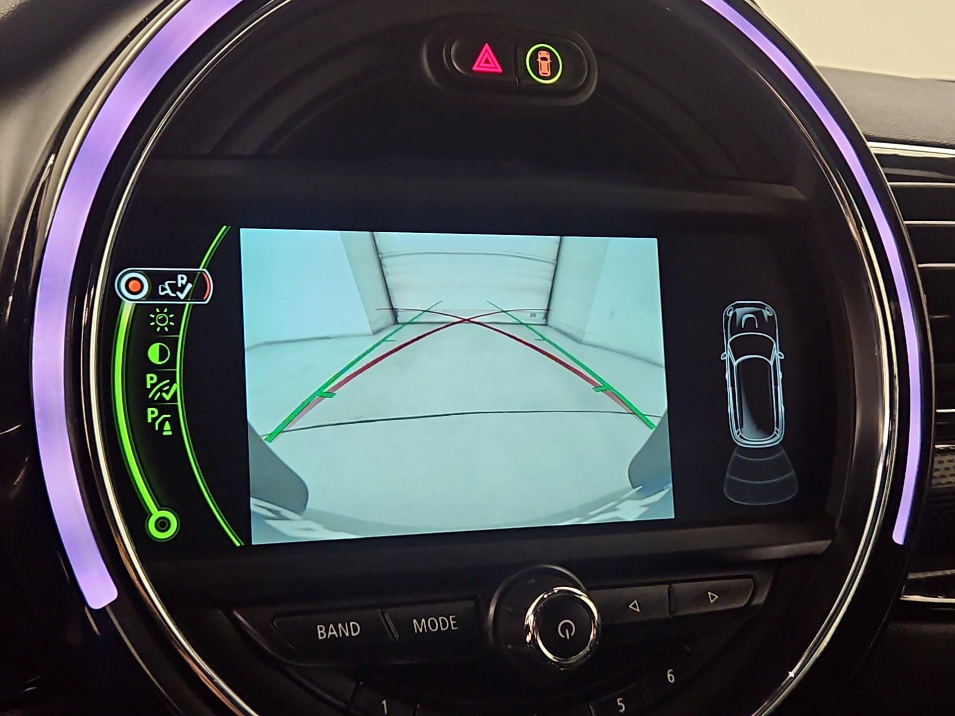 Thumbnail: 2016 MINI Cooper Clubman - 15