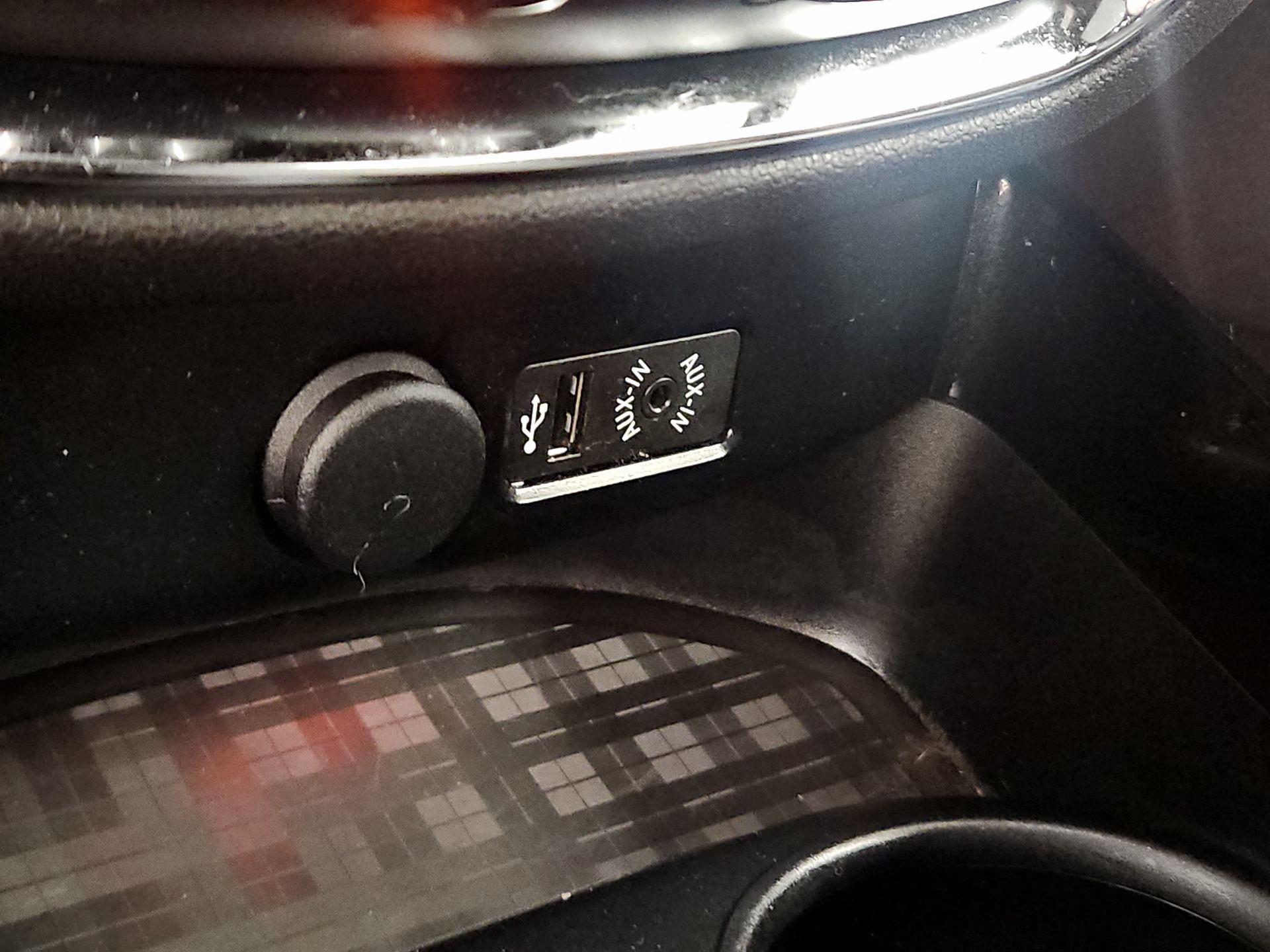 Thumbnail: 2016 MINI Cooper Clubman - 19