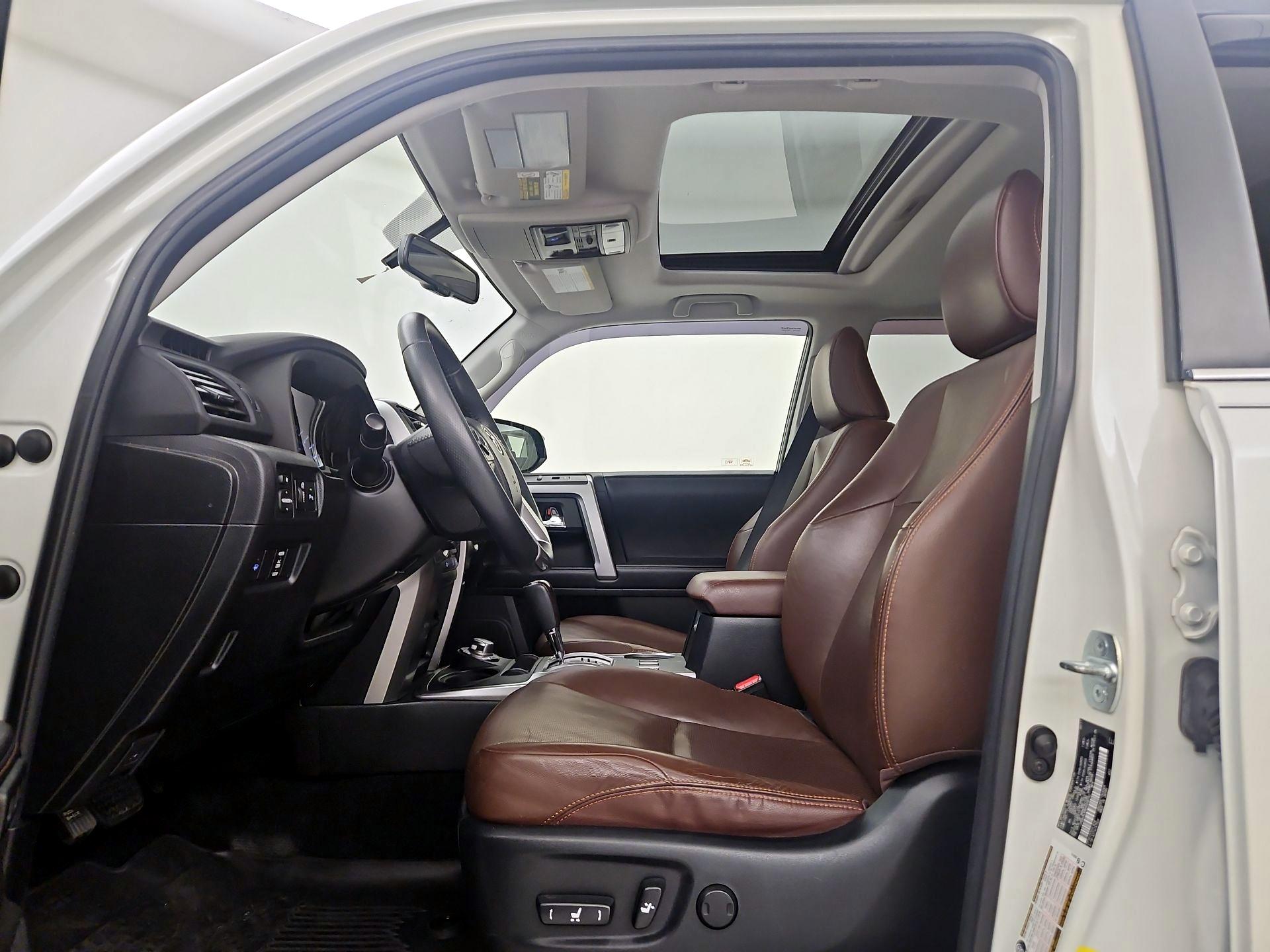 Thumbnail: 2017 Toyota 4Runner - 11