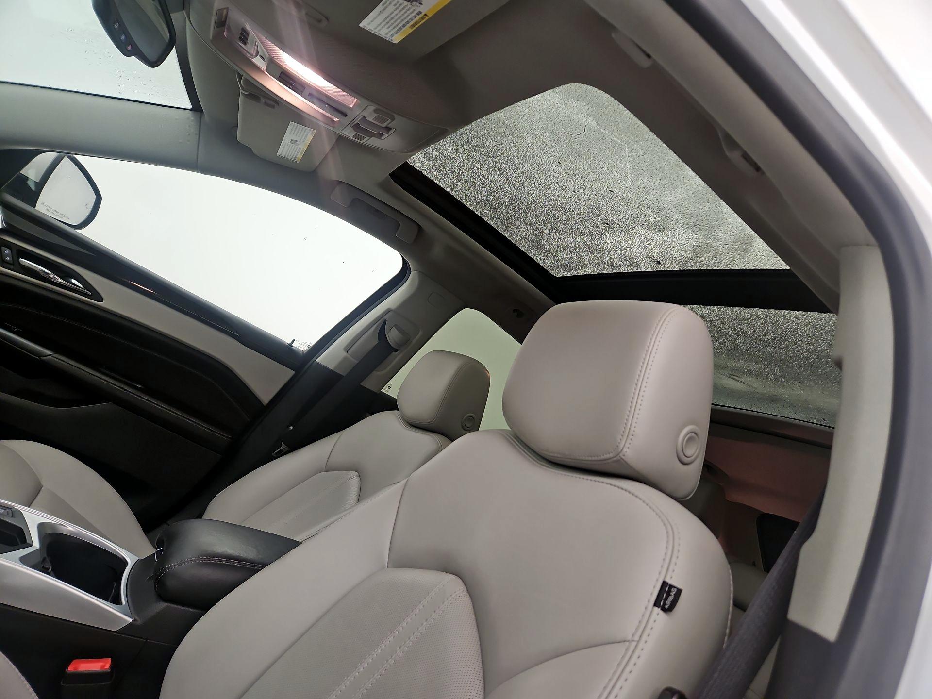 Thumbnail: 2015 Cadillac SRX - 20