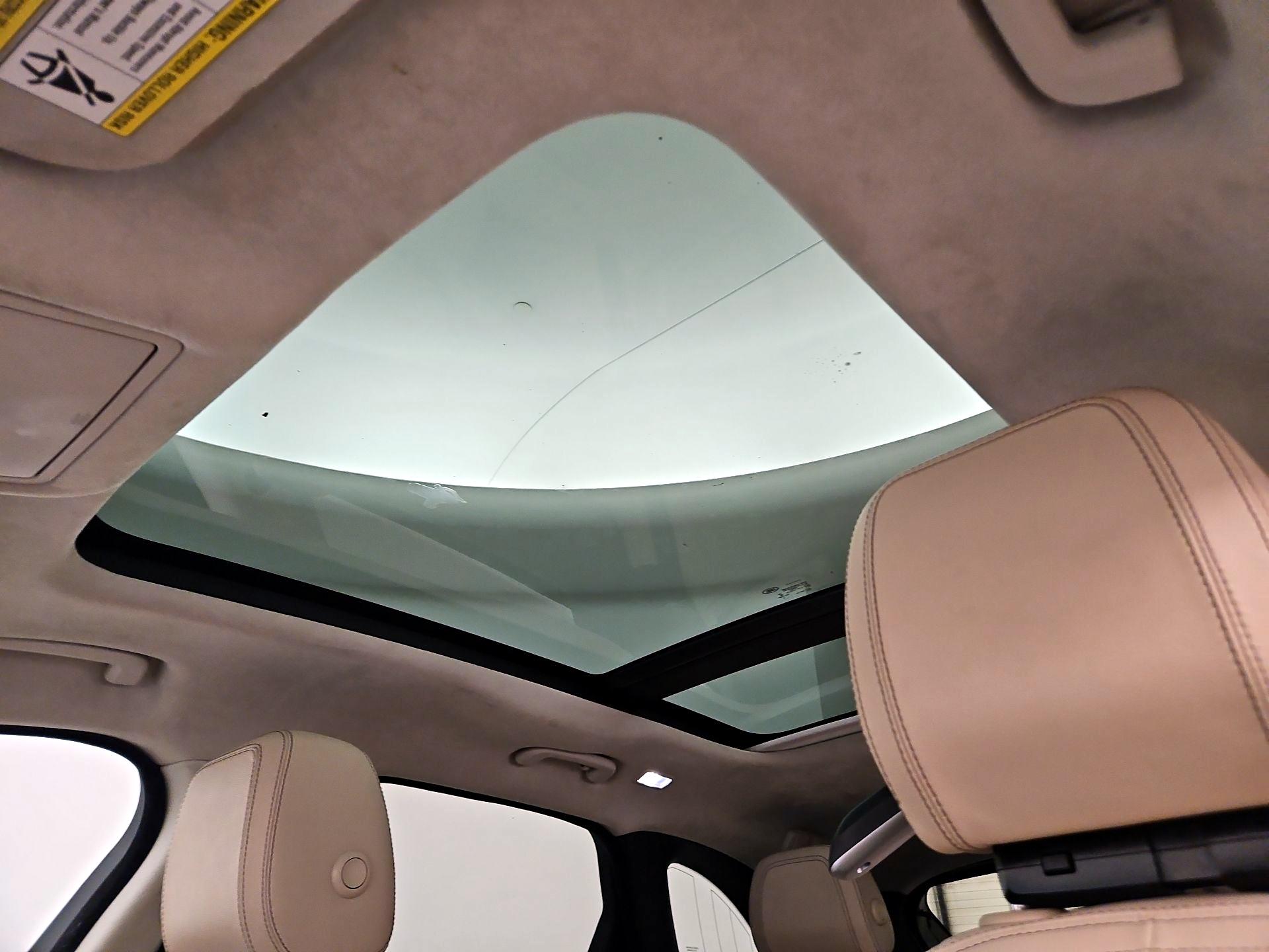 Thumbnail: 2019 Jaguar F-Pace - 20