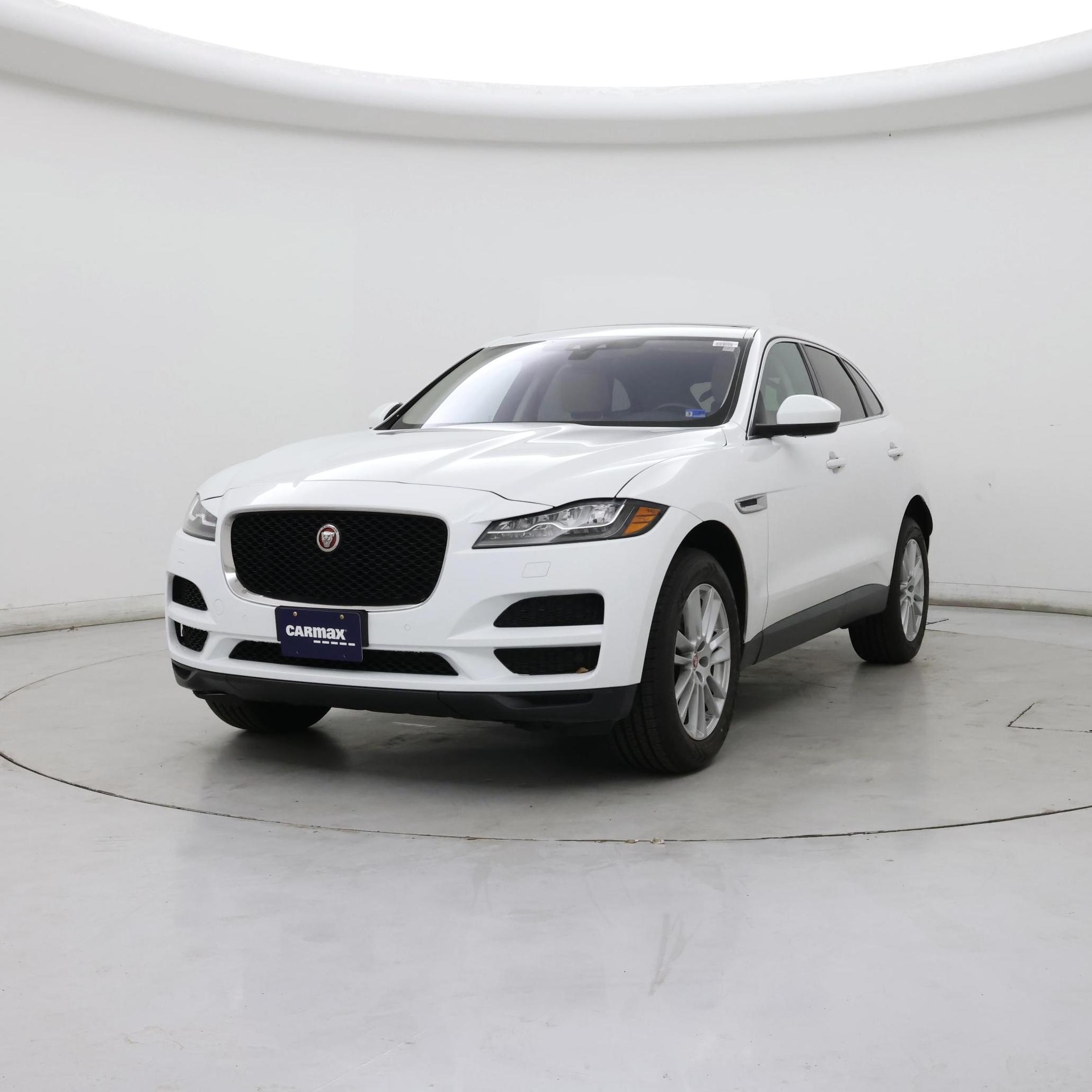 Thumbnail: 2019 Jaguar F-Pace - 4
