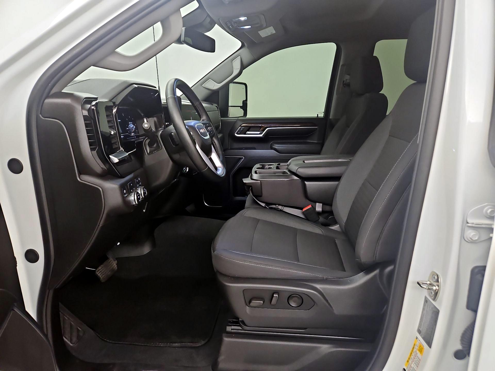 Thumbnail: 2024 GMC Sierra 2500 - 11