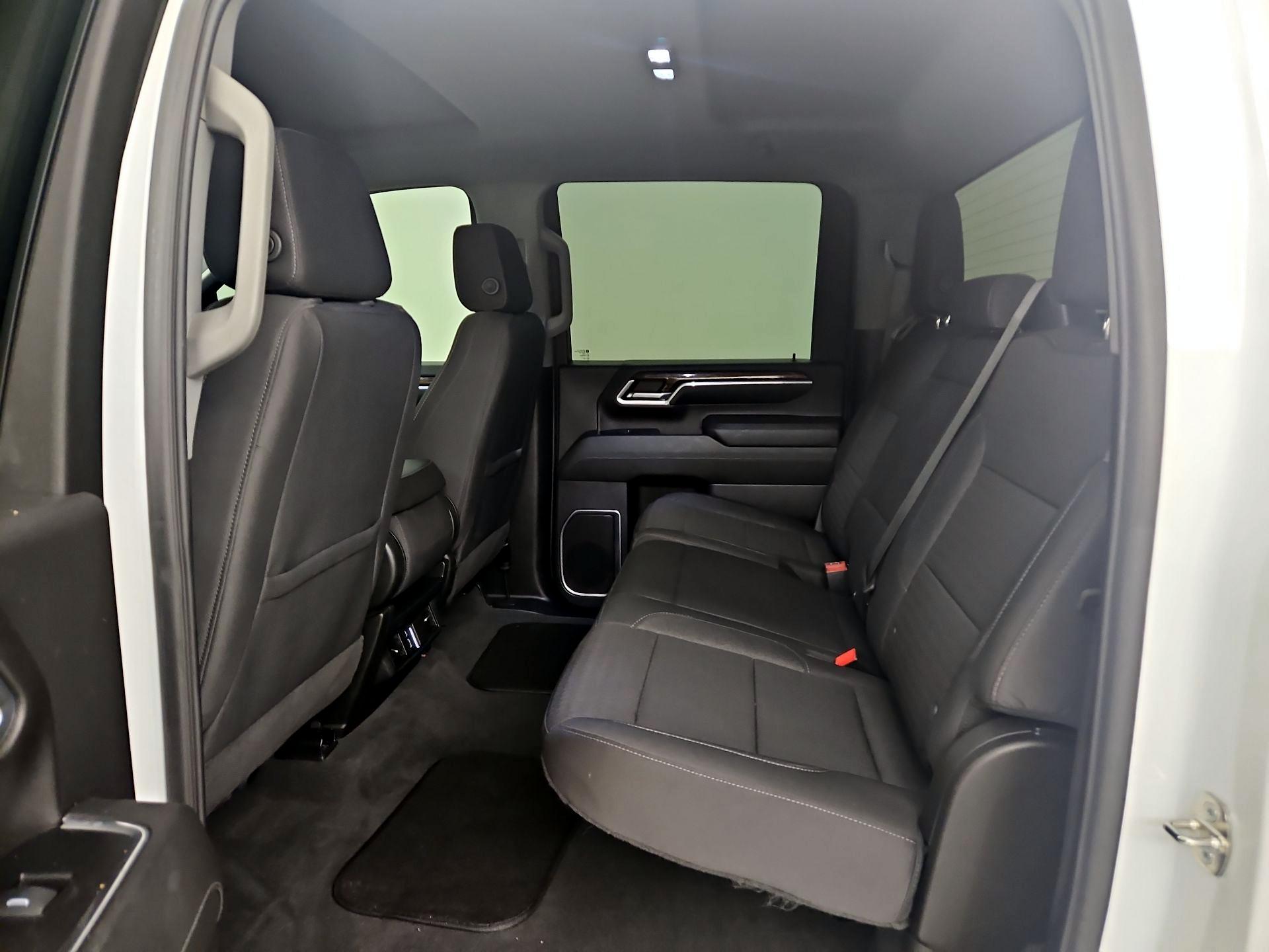 Thumbnail: 2024 GMC Sierra 2500 - 19