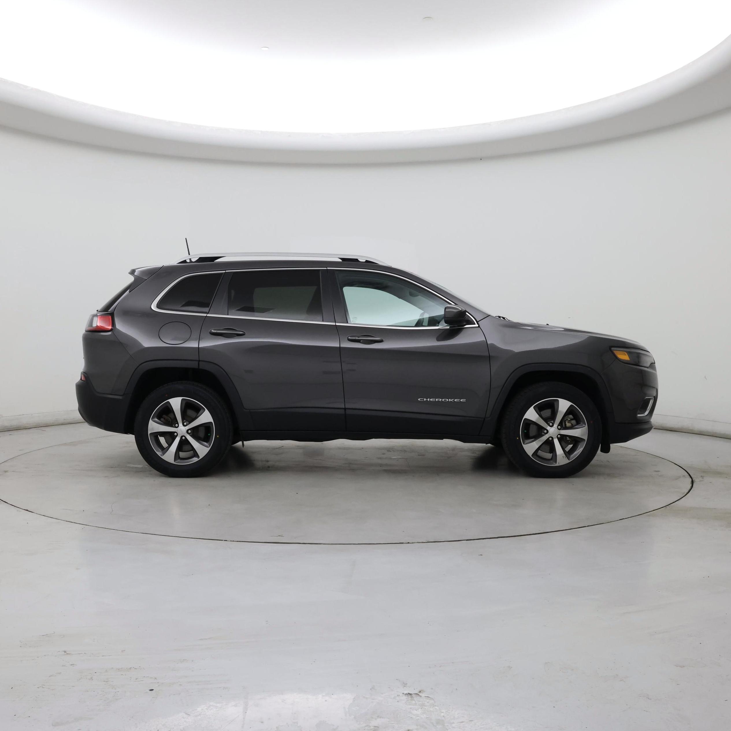 Thumbnail: 2020 Jeep Cherokee - 7