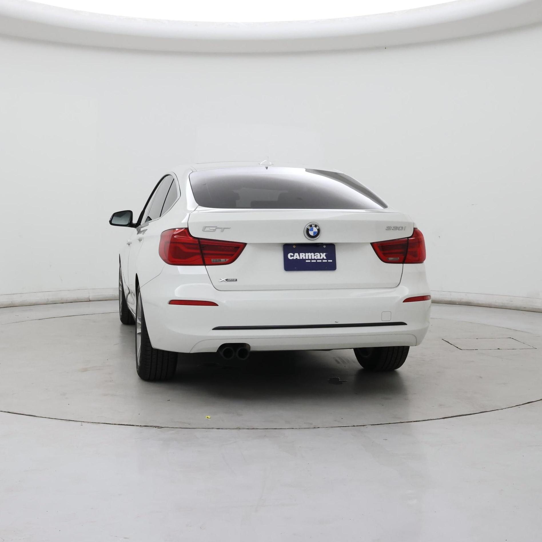 Thumbnail: 2018 BMW 3 Series - 6